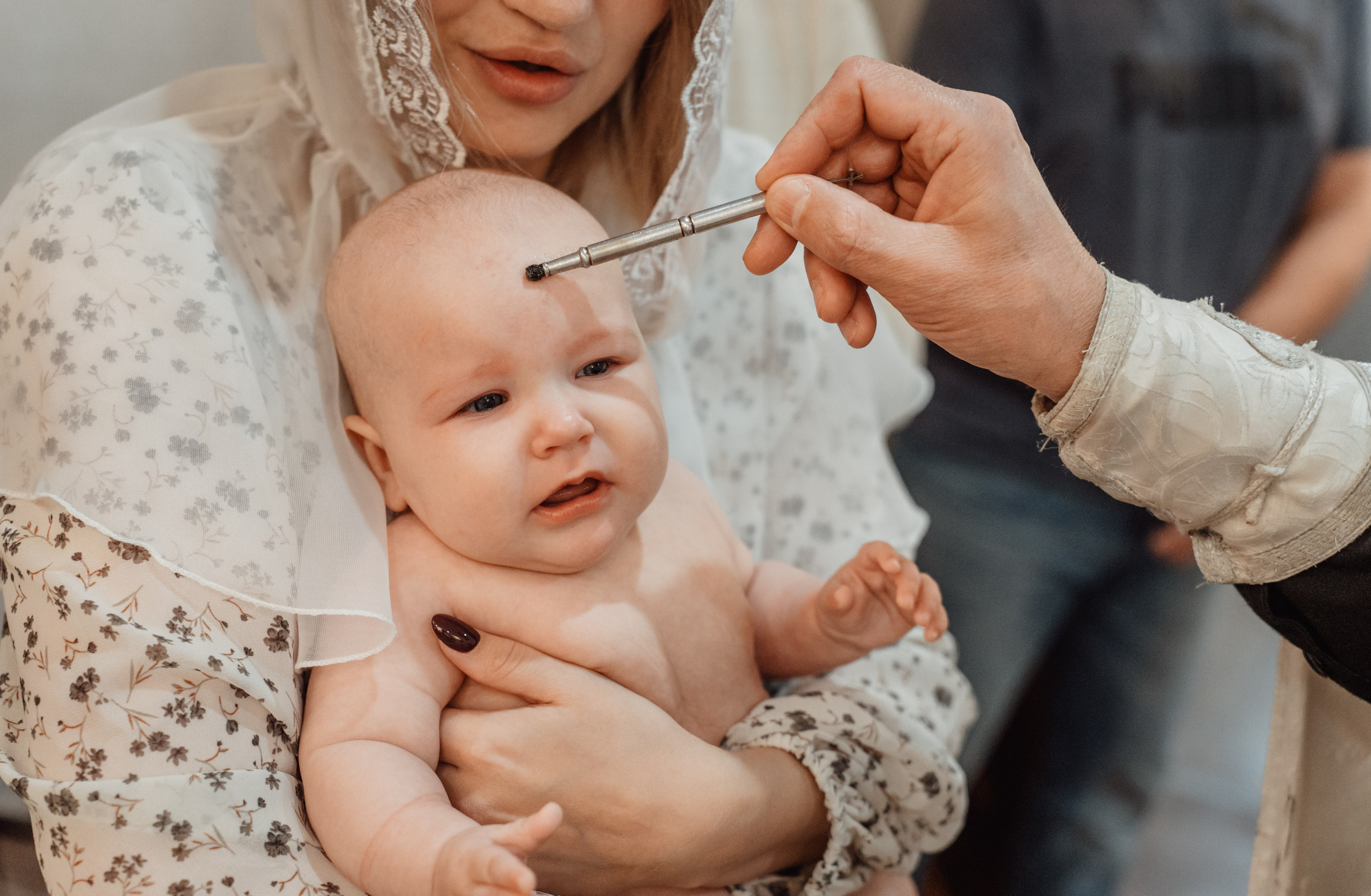 Крещение Анны в хаме Дмитрия Солунского. Фотограф на Крещение Тула и Венчание в Туле, детский и семейный фотограф