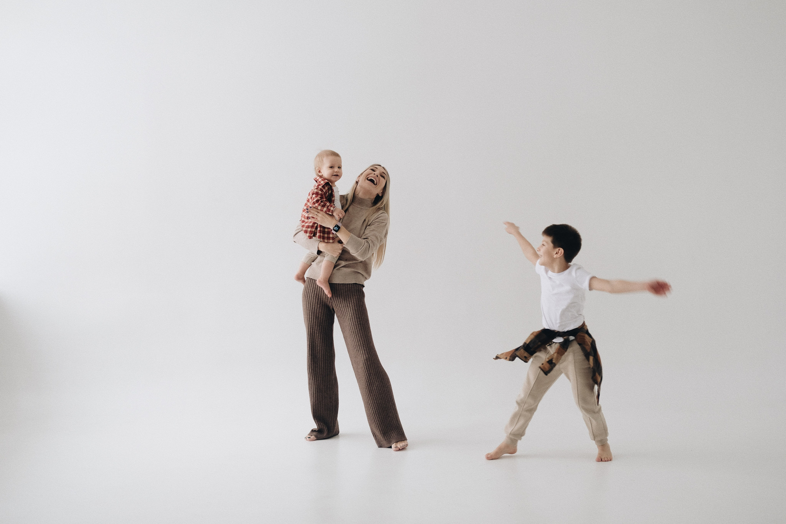 КАТЯ С ПАРНЯМИ. КРИСТИНА ГУСЬКОВА