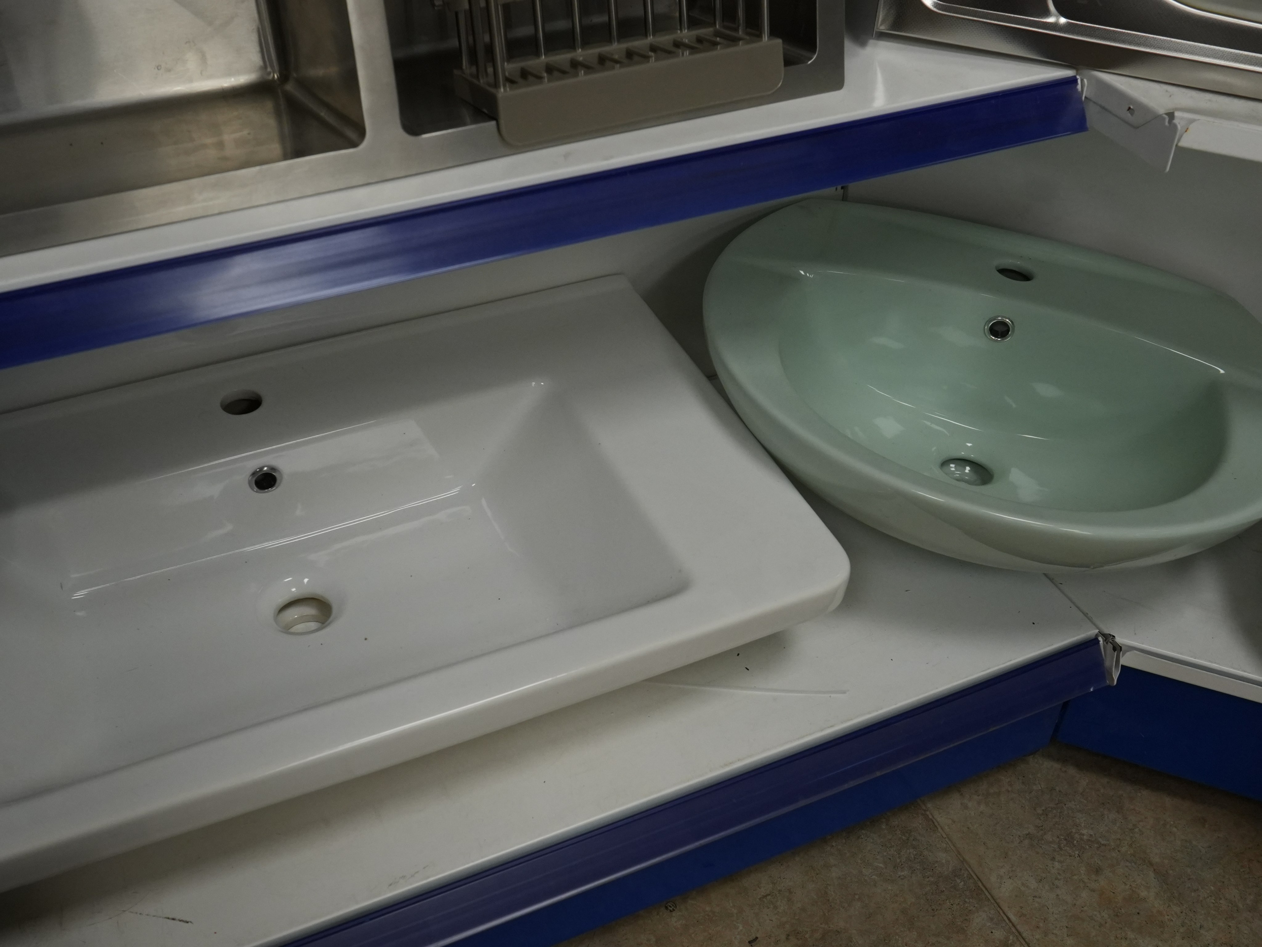 Мойки и раковины. Строительный магазин низких цен Экономкин