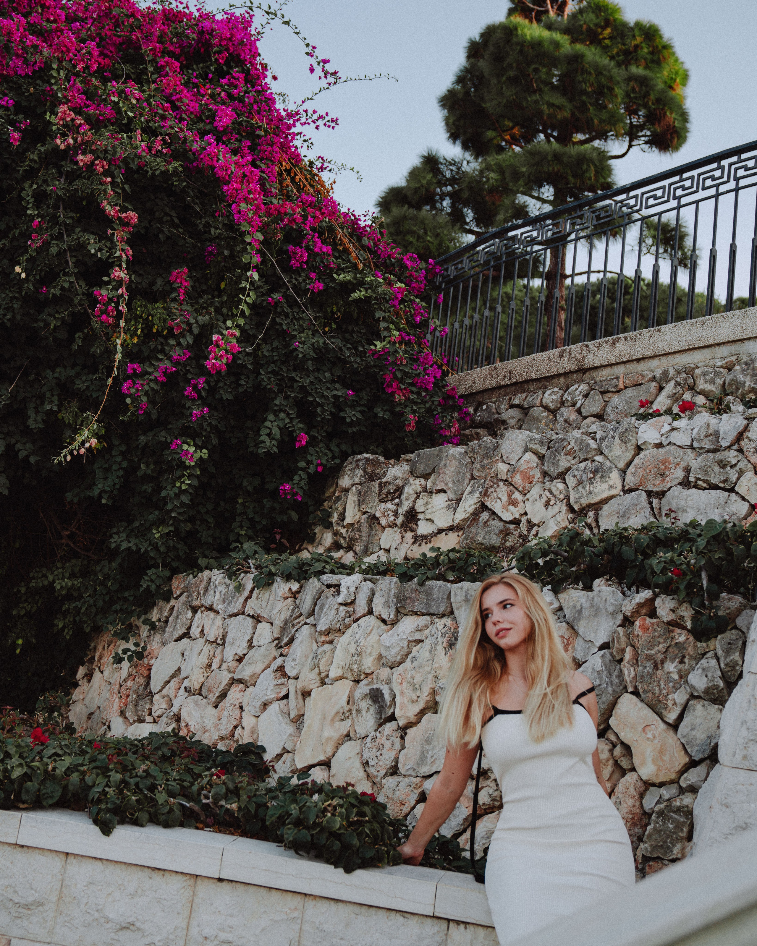 В цветущем саду. Портретный и свадебный фотограф в Москве Финкельштенй Анна