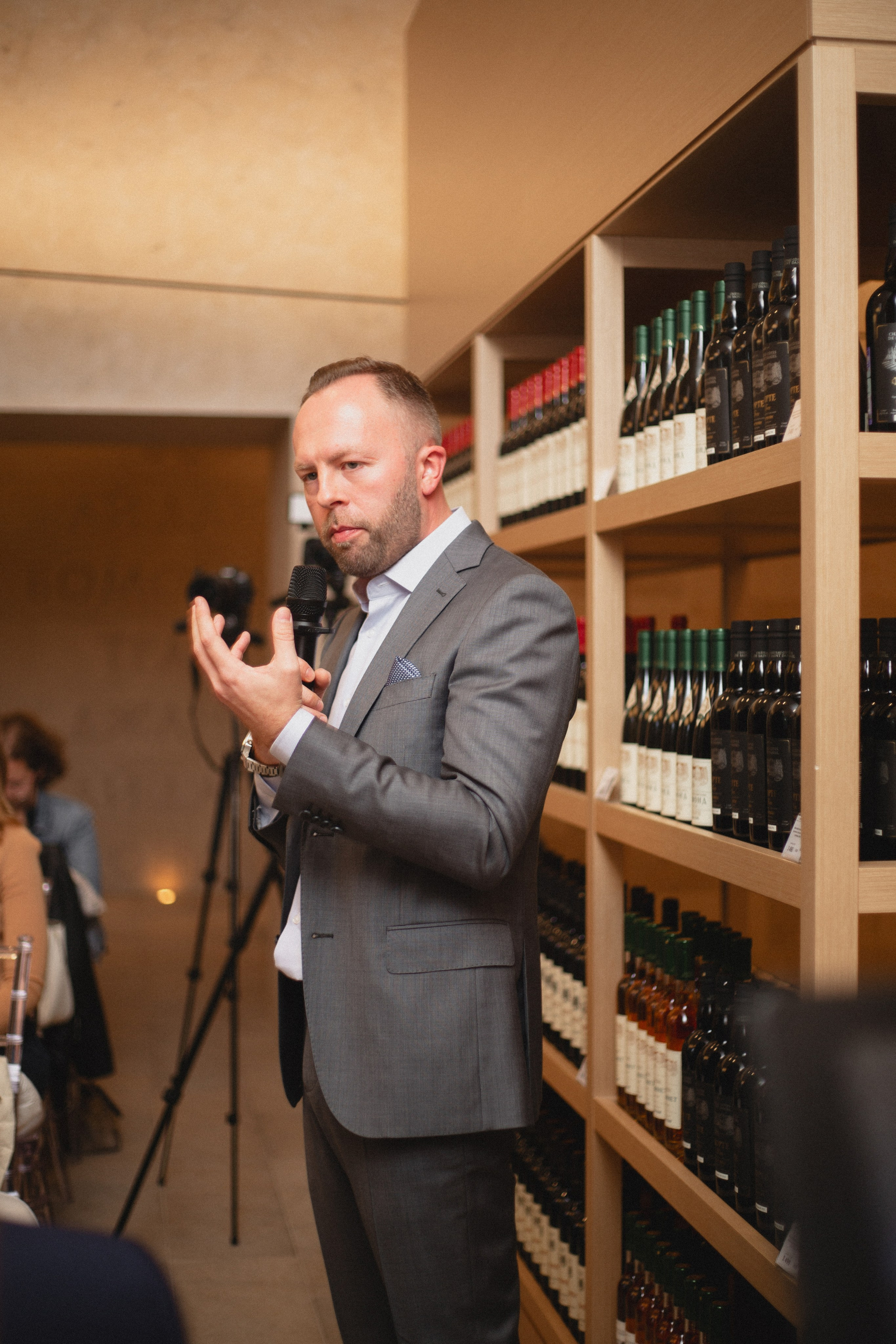 Джаннет | винный бутик | 10.2024. Фотограф | Юля Ди