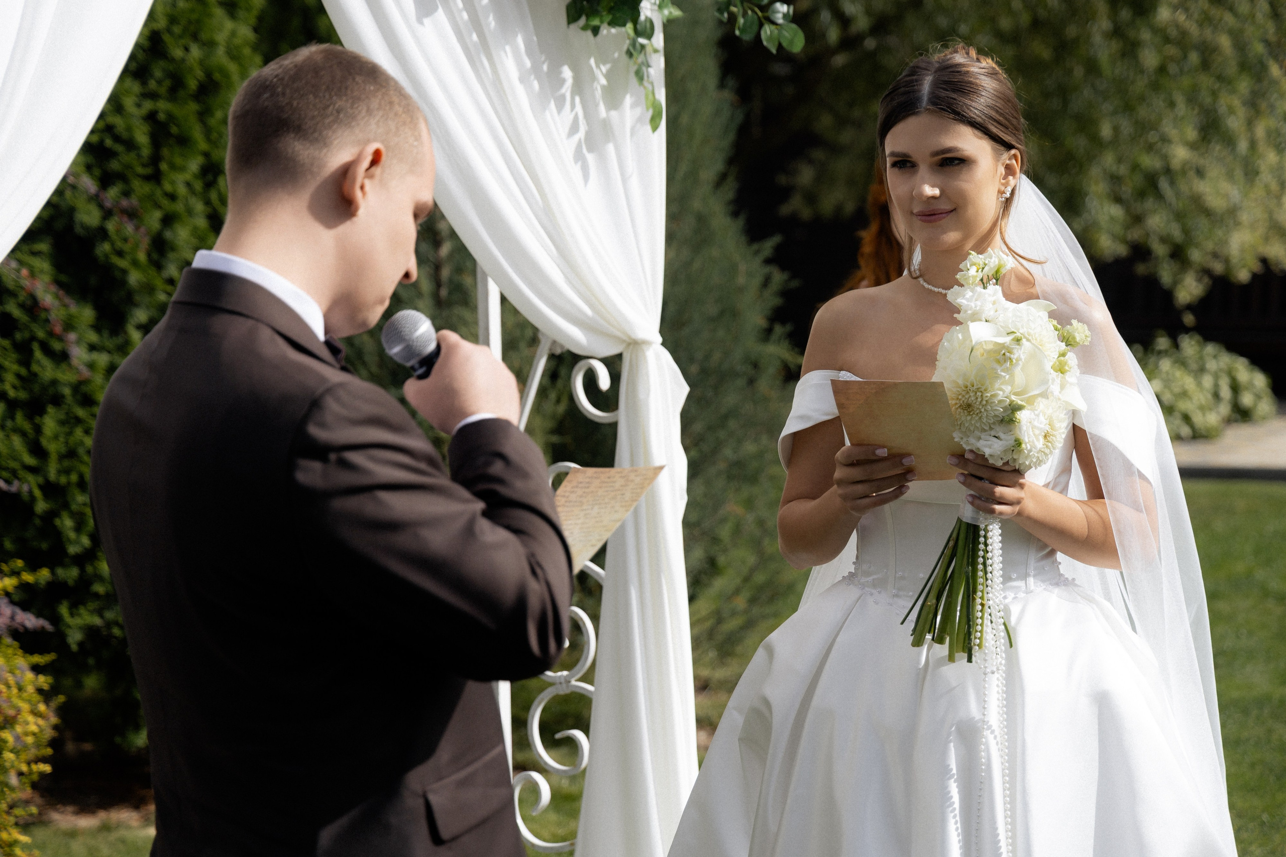 Свадебная фотосессия Анастасии и Игоря в Усадьбе Легенда. Свадебный фотограф в Минске/Беларуси Сергей Спиридонов