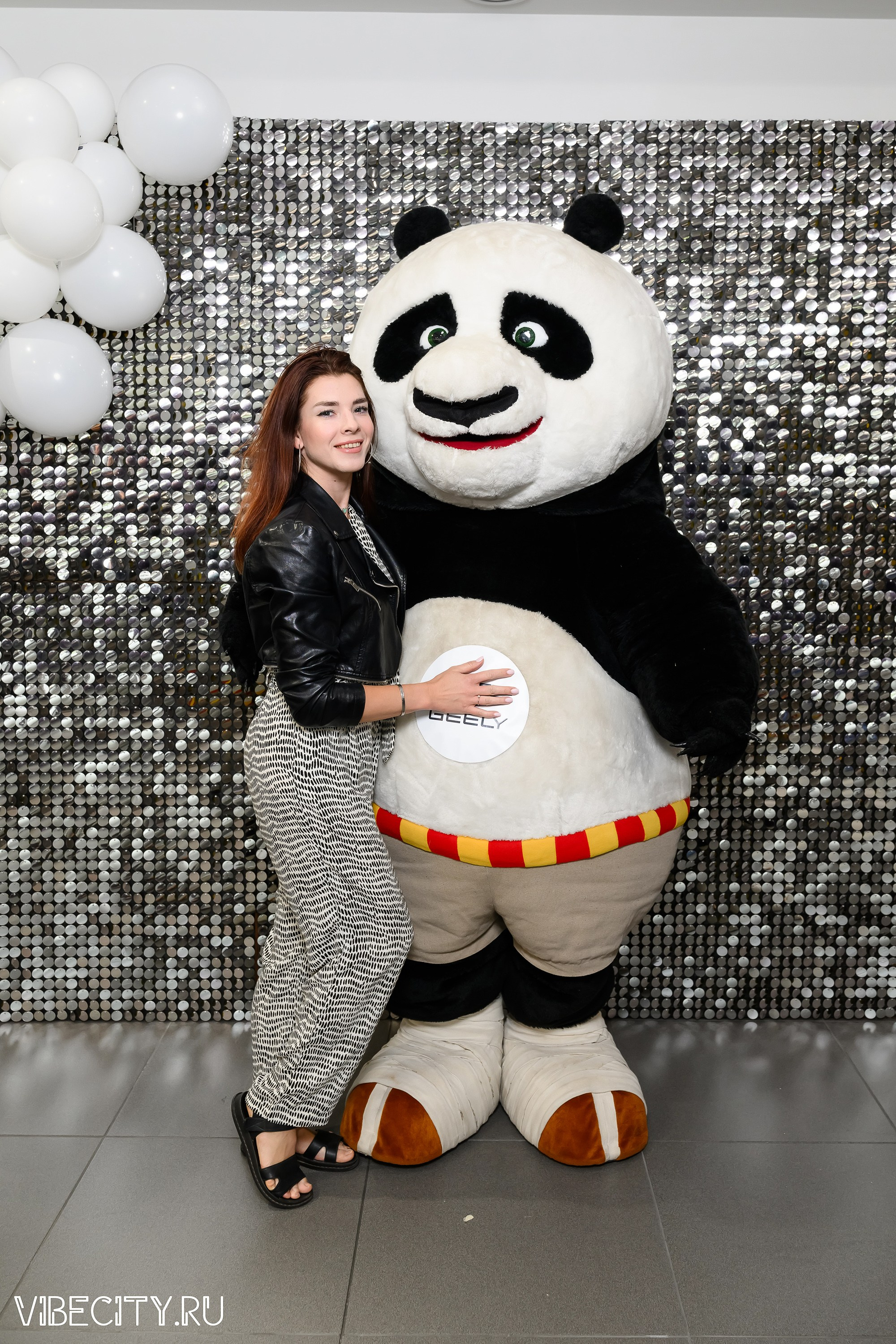 Презентация Geely Manjaro. VIBECITY.RU Вайб Сити Ру Фоторепортажи Фотоотчеты Калининград