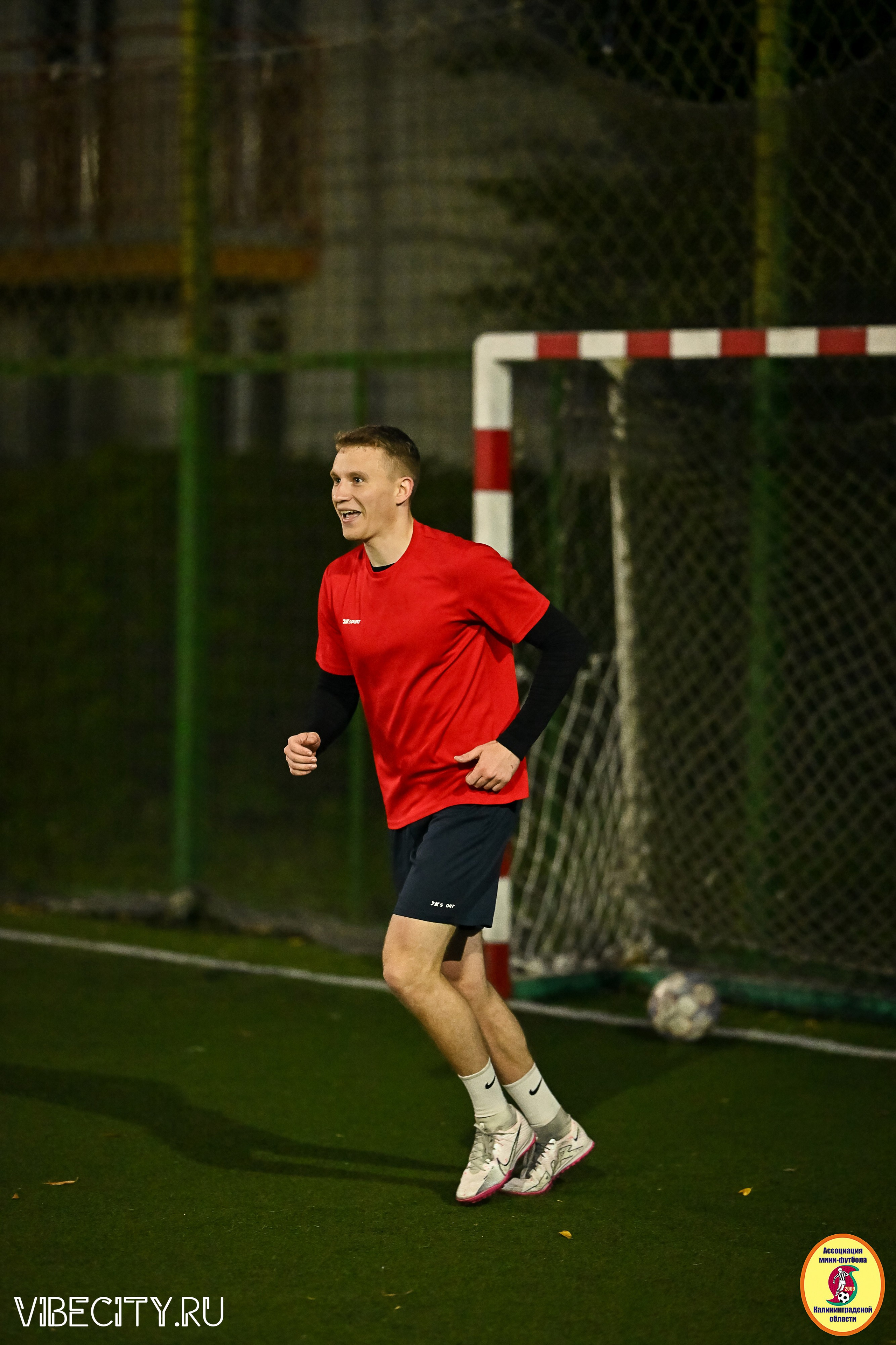 ИГРЫ МИНИ-ФУТБОЛЬНОЙ И КОРПОРАТИВНОЙ ЛИГИ. VIBECITY.RU Вайб Сити Ру Фоторепортажи Фотоотчеты Калининград