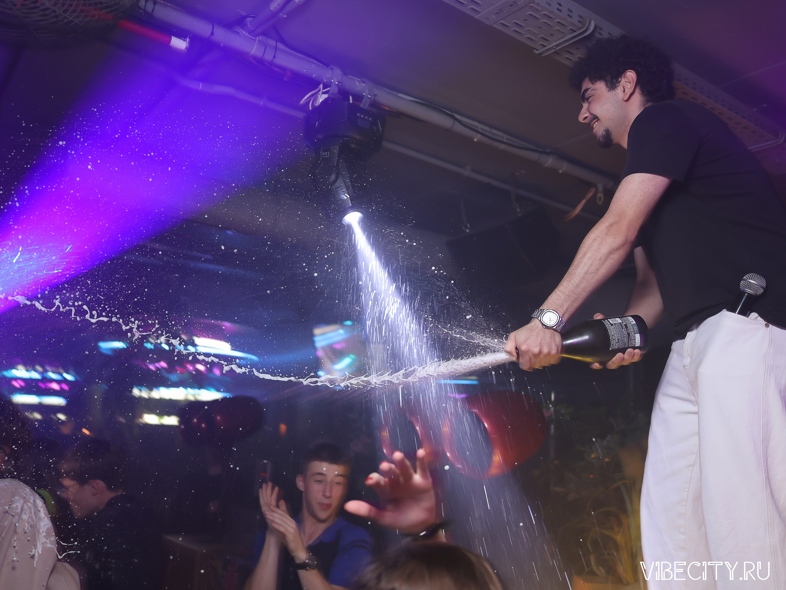 DOUBLE U. VIBECITY.RU Вайб Сити Ру Фоторепортажи Фотоотчеты Калининград