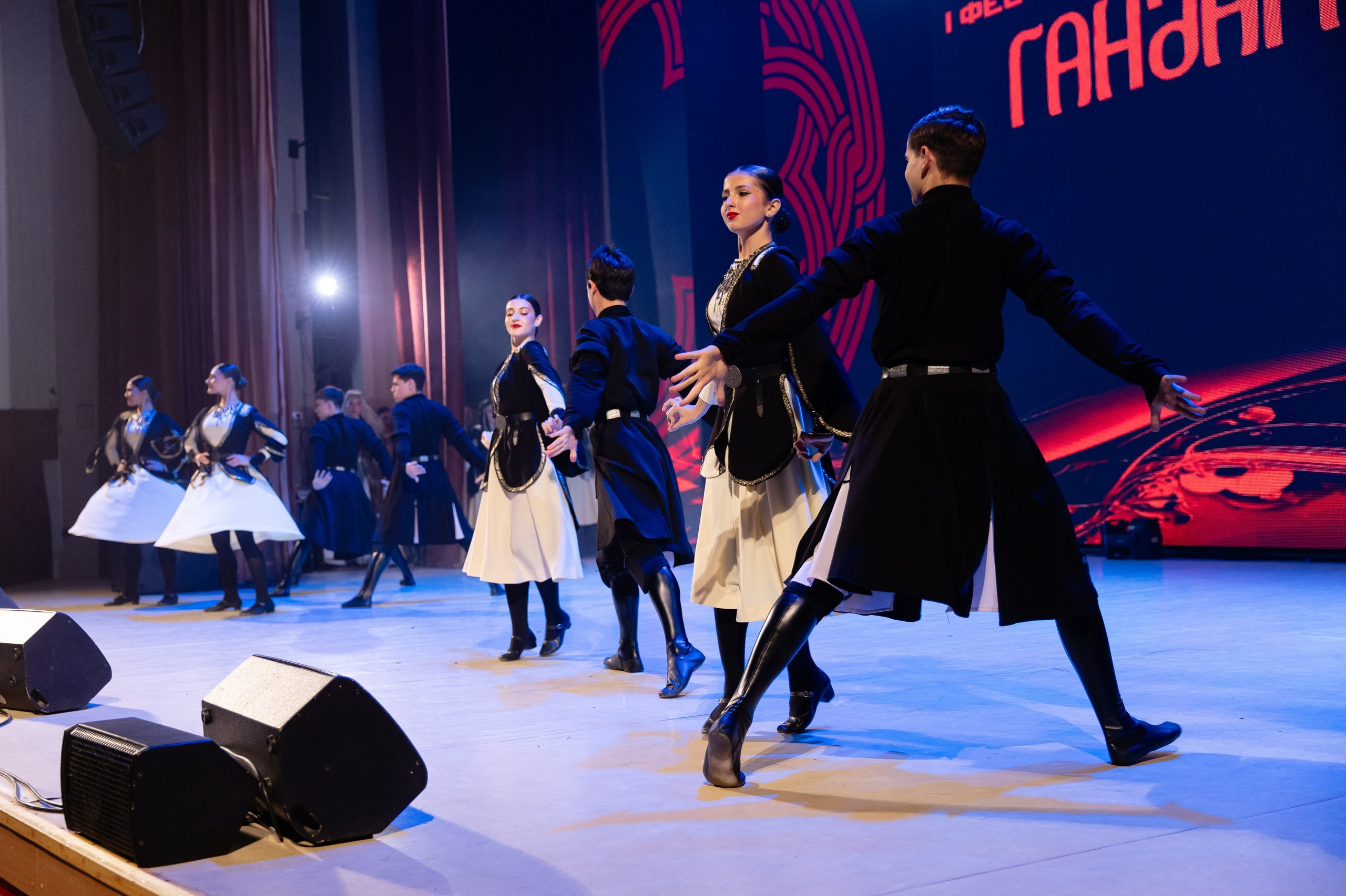 Танцы. Фотограф Николай Петрушкин | Ставрополь, Москва