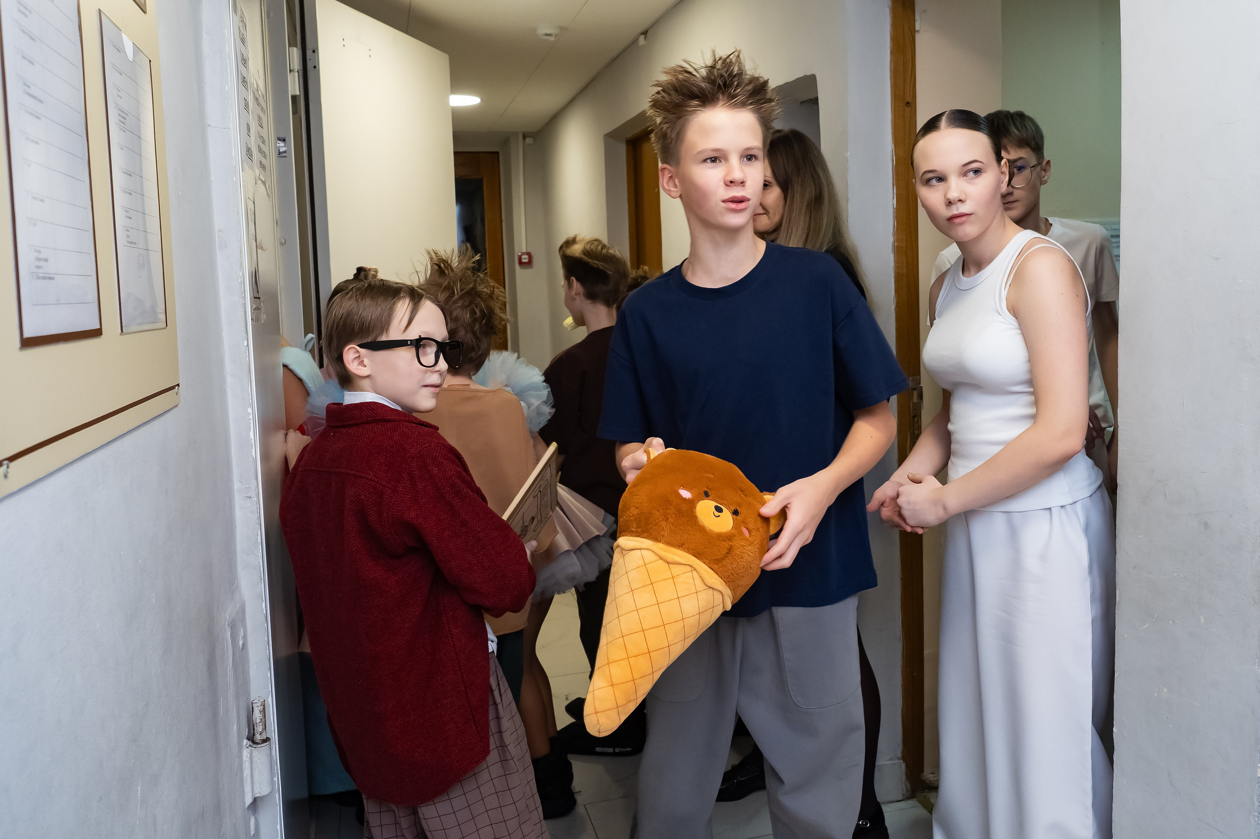 Концерт «Пространные танцы». Репортажный, семейный и детский фотограф в Пензе и Заречном Арина Ермилова. Картины барельеф на заказ