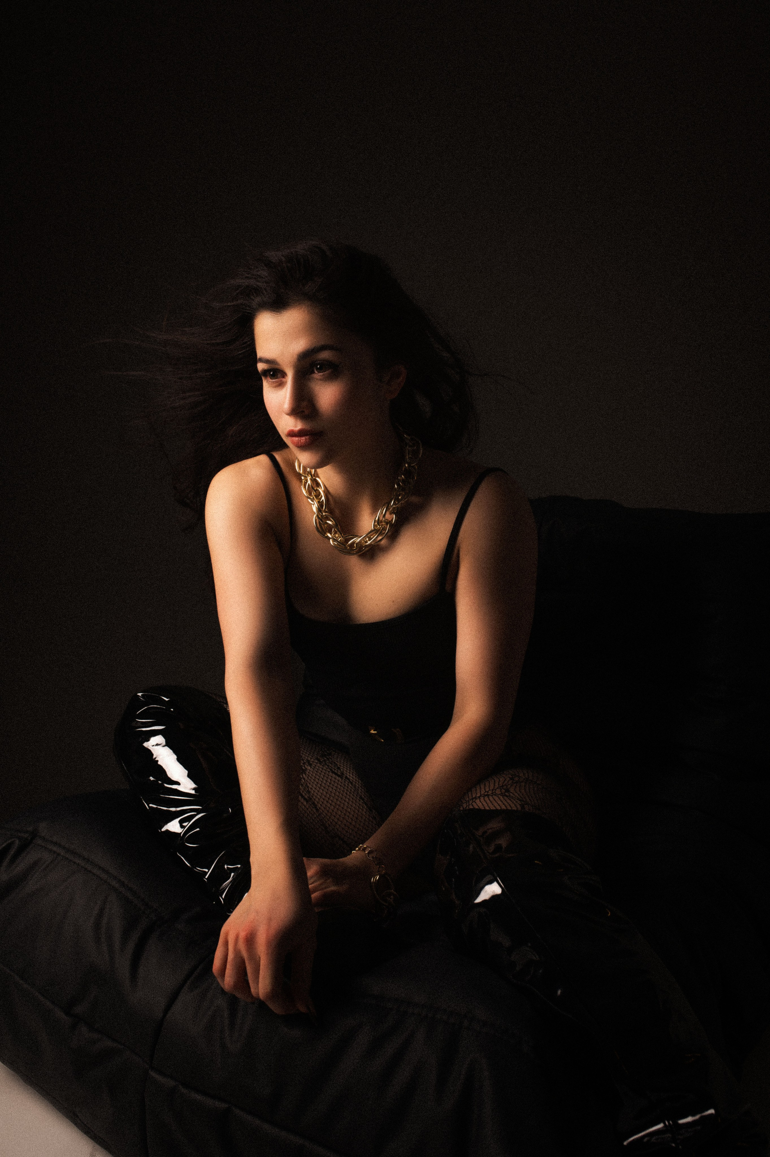 Валерия Крюкова. Фотостудия Алматы — 2 Stula.Studio | Аренда залов