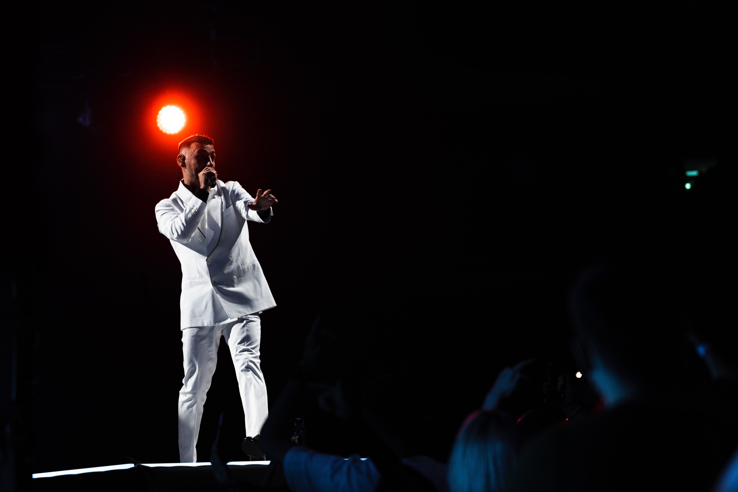 Концерт L'one 19.10.2025 с хором и симфоническом оркестром. Фотограф и видеограф Мария Банщикова, Солнечногорск, Москва