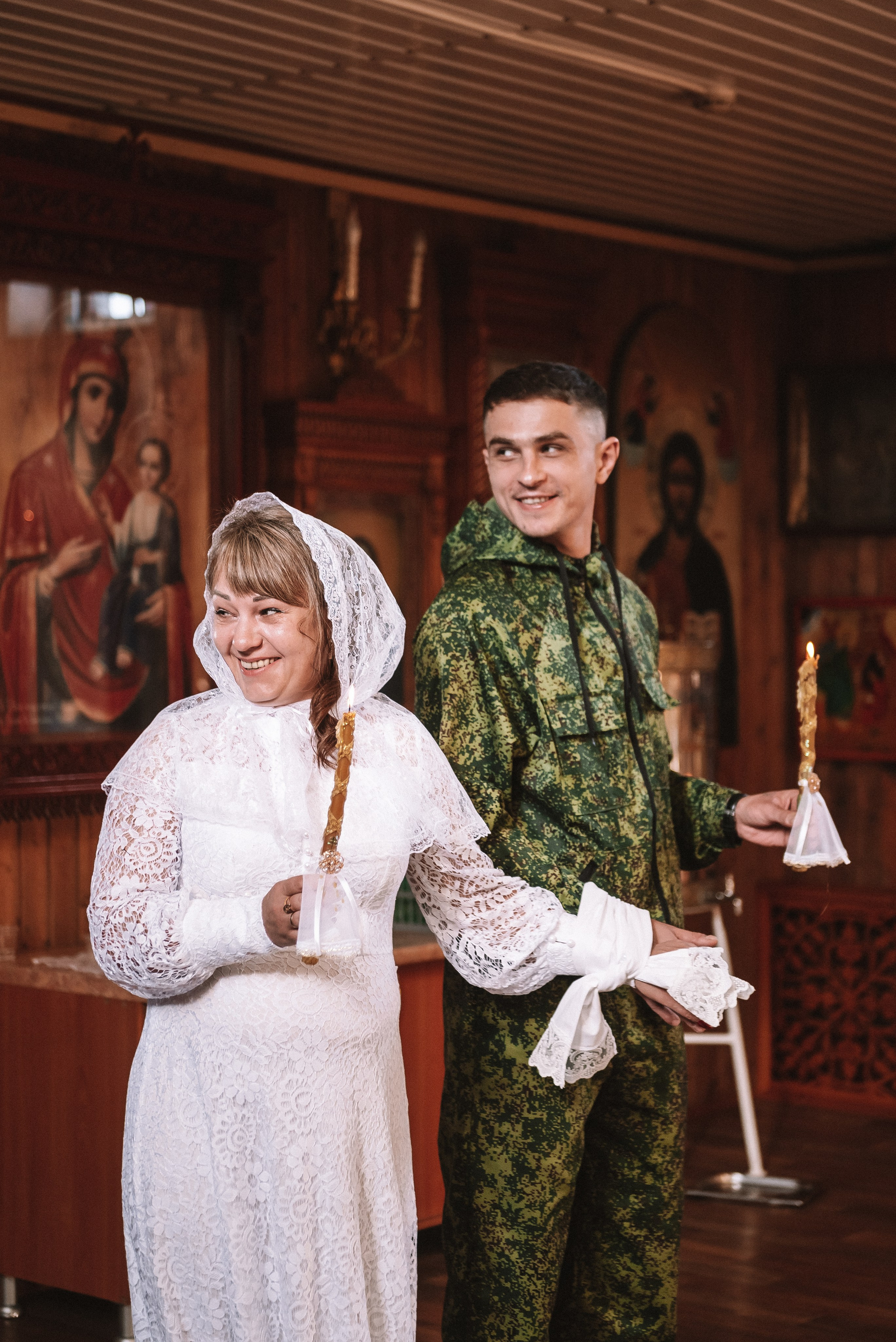 Венчание в храме Иоанна Кронштадтского. Свадебный и семейный фотограф в Волгограде Олеся Лисицкая