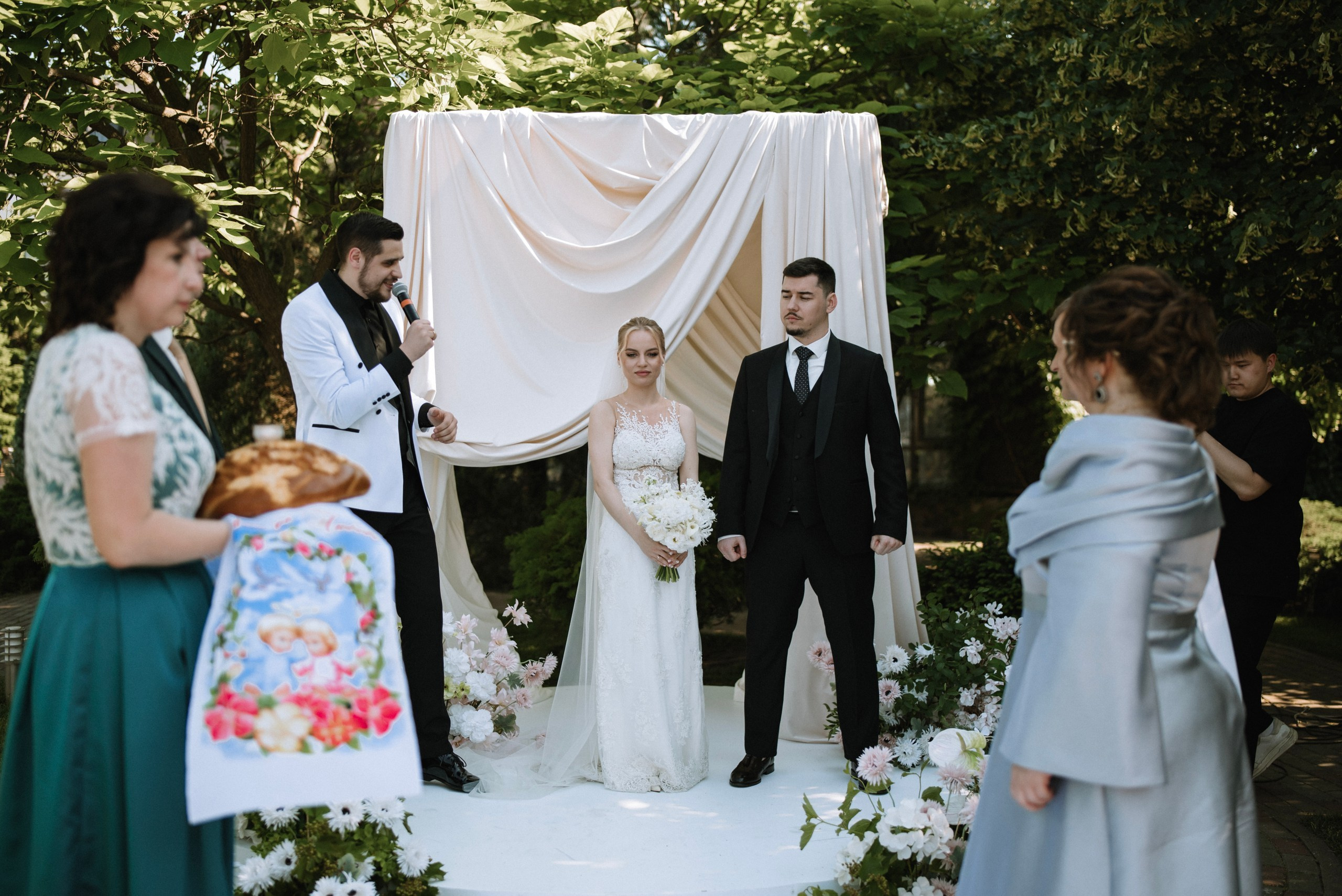 Саша и Варя. Жардин. Фотограф Костикова Анастасия Ростов-на-Дону