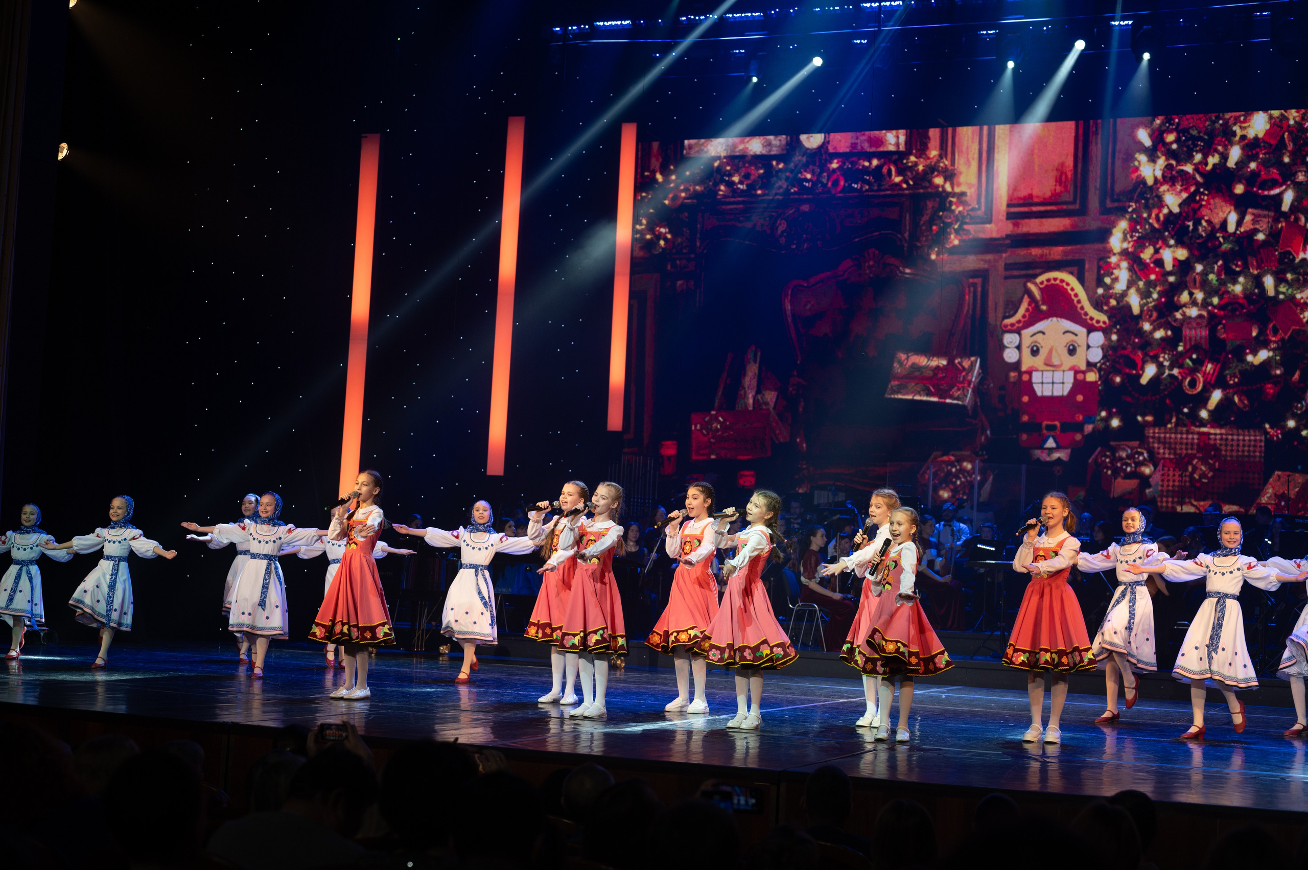 Отчетный концерт ДШИ «Гармония» «Зимняя гармония». Фотограф новорожденных, семейный детский в Тюмени Татьяна Морозова