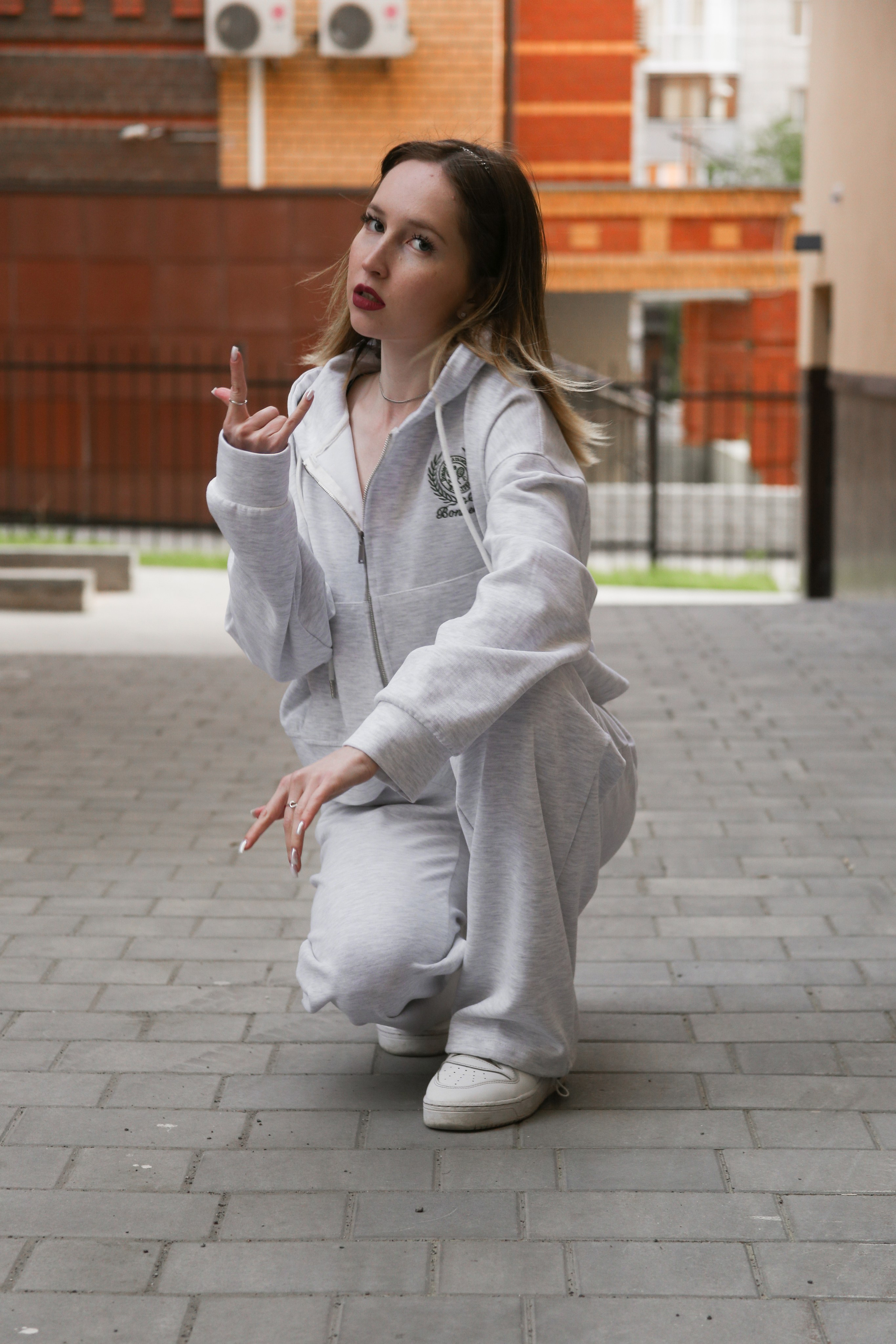 Алина на прогулке. Фотограф Пермь. Фотосессия в фотостудии Перми и на свежем воздухе