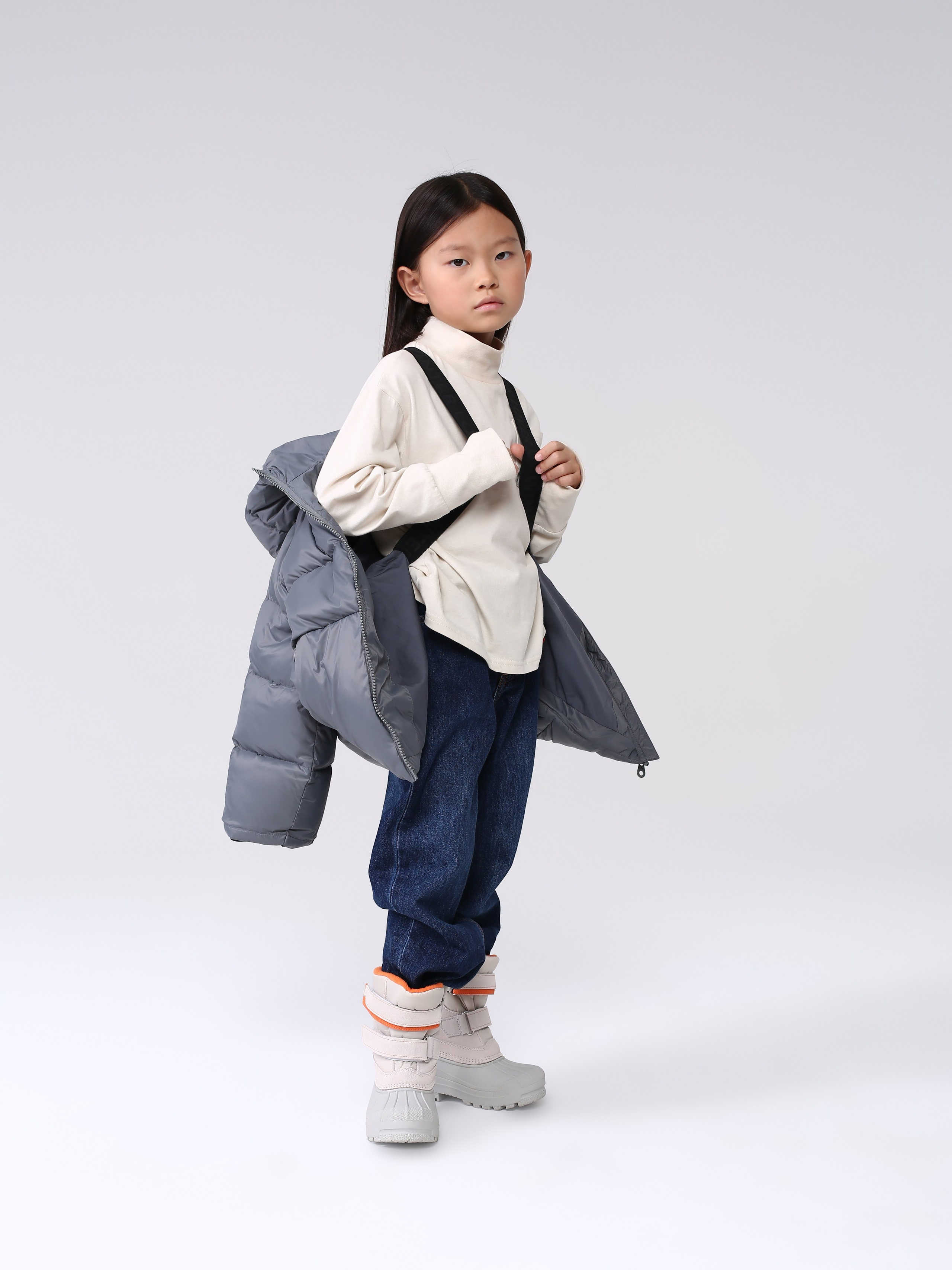 "Профессиональная детская фотосъемка для семейных портретов и воспоминаний""Высококачественная детская съемка новорожденных и малышей в студии""Рекламная детская фотосъемка для альбомов и подарков""Студийная детская съемка с креативными декорациями и позами""Коммерческая детская фотосъемка для маркетинга детских товаров""Фотография детской съемки с акцентом на эмоции и улыбки""Семейная детская съемка для портфолио и социальных сетей""Профессиональная детская фотосъемка с мягким освещением""Рекламные фото детской съемки для сайтов и брошюр""Высокоточная детская съемка для воспоминаний и презентаций""Детская фотосъемка высокого разрешения для семейных альбомов""Коммерческая детская съемка с фокусом на радость и развитие""Студийная фотосъемка детской съемки для брендов и маркетинга""Фотографии детской съемки для подарков и увеличения клиентов""Профессиональная детская съемка для каталогов и семейных историй" "Профессиональная каталожная фотосъемка товаров для e-commerce и интернет-магазинов""Высококачественная каталожная съемка одежды и аксессуаров с белым фоном""Рекламная каталожная фотосъемка для маркетинга продуктов и брендов""Студийная каталожная съемка с детальной проработкой текстур и материалов""Коммерческая каталожная фотосъемка для каталогов и онлайн-платформ""Фотография каталожной съемки с акцентом на дизайн и презентацию товаров""Предметная каталожная съемка для увеличения продаж в e-commerce""Профессиональная каталожная фотосъемка с использованием студийного освещения""Рекламные фото каталожной съемки для сайтов и социальных сетей""Высокоточная каталожная съемка товаров для презентаций и брошюр""Каталожная фотосъемка высокого разрешения для онлайн-магазинов""Коммерческая каталожная съемка с фокусом на качество и детализацию""Студийная каталожная фотосъемка для брендов и ритейла""Фотографии каталожной съемки для маркетинговых кампаний""Профессиональная каталожная съемка для каталогов и увеличения конверсии"