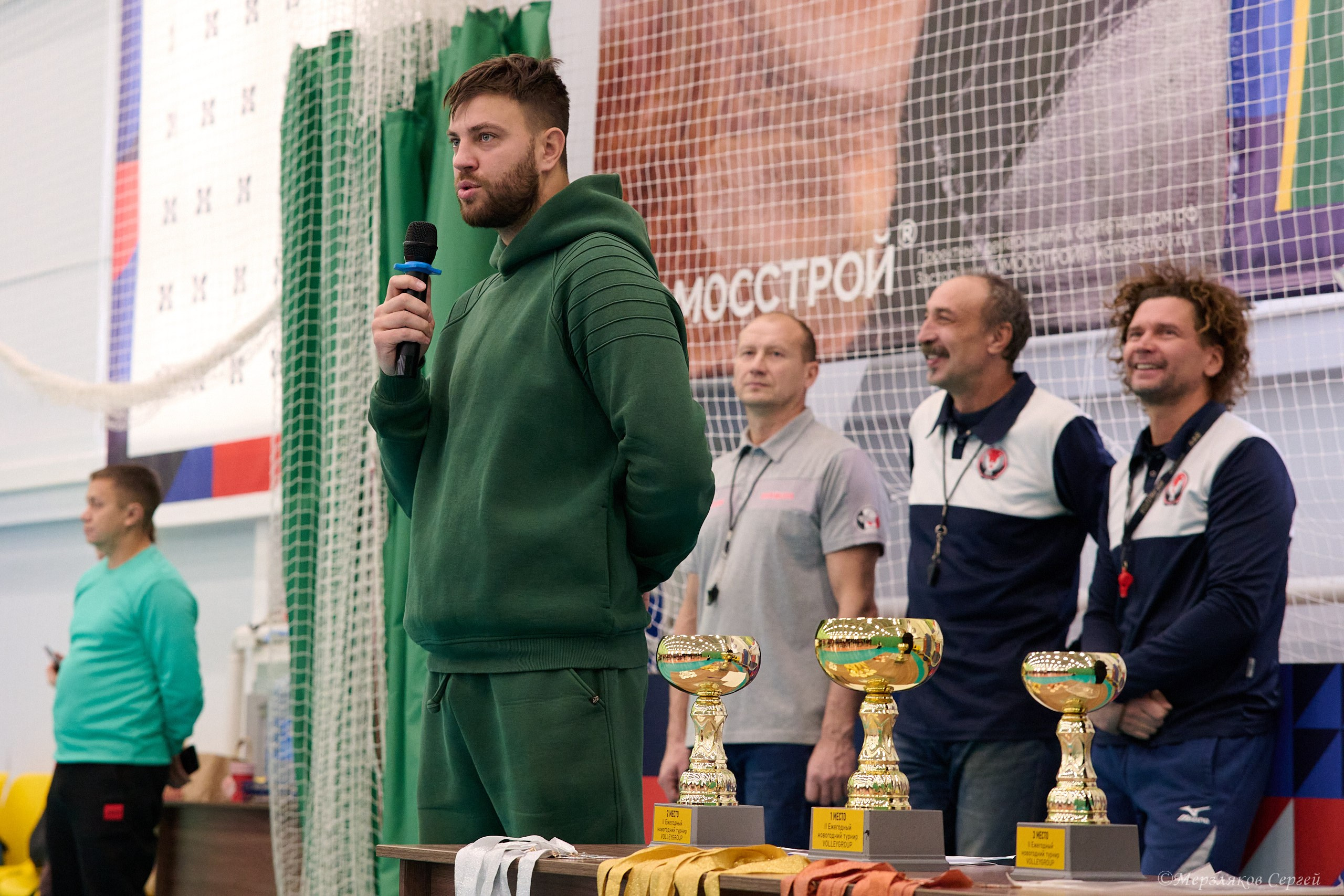 Новогодний волейбольный турнир. Ижевск. 16.12.23. Спортивный репортажный фотограф в Ижевске Сергей Мерзляков