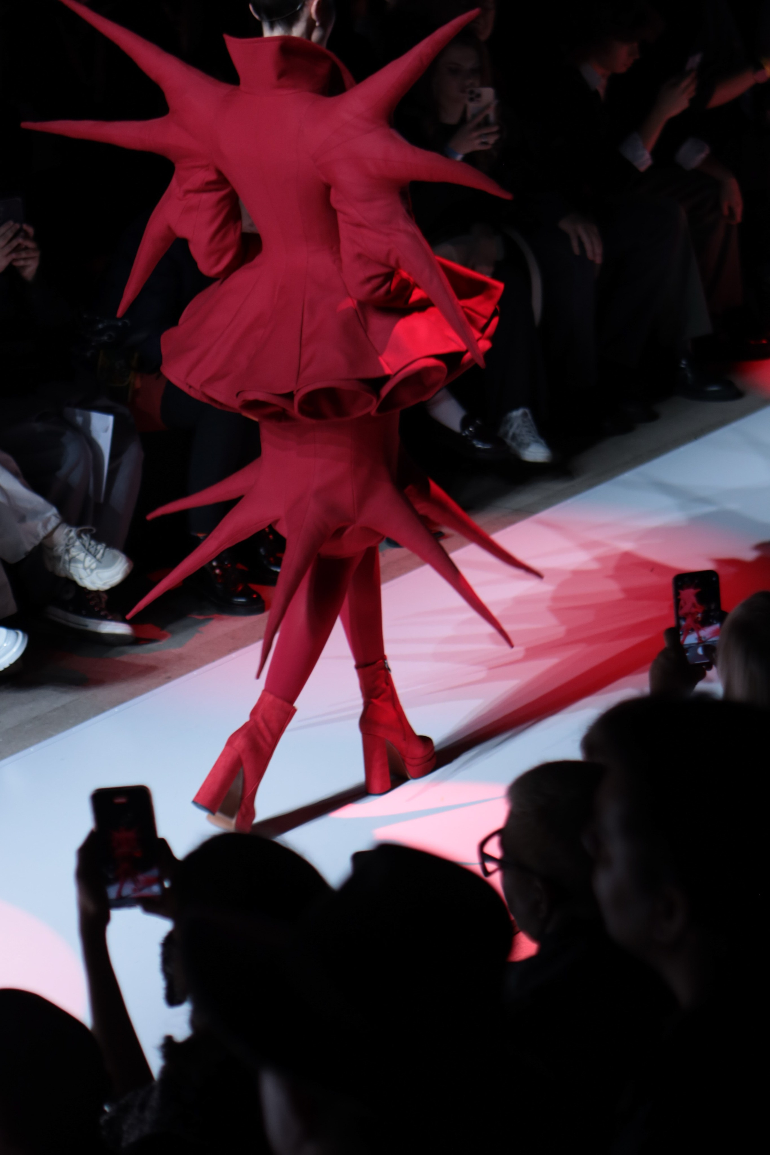 Moscow Fashion Week Fall 2024. Fashion Фотограф в СПб Yana Kochkina