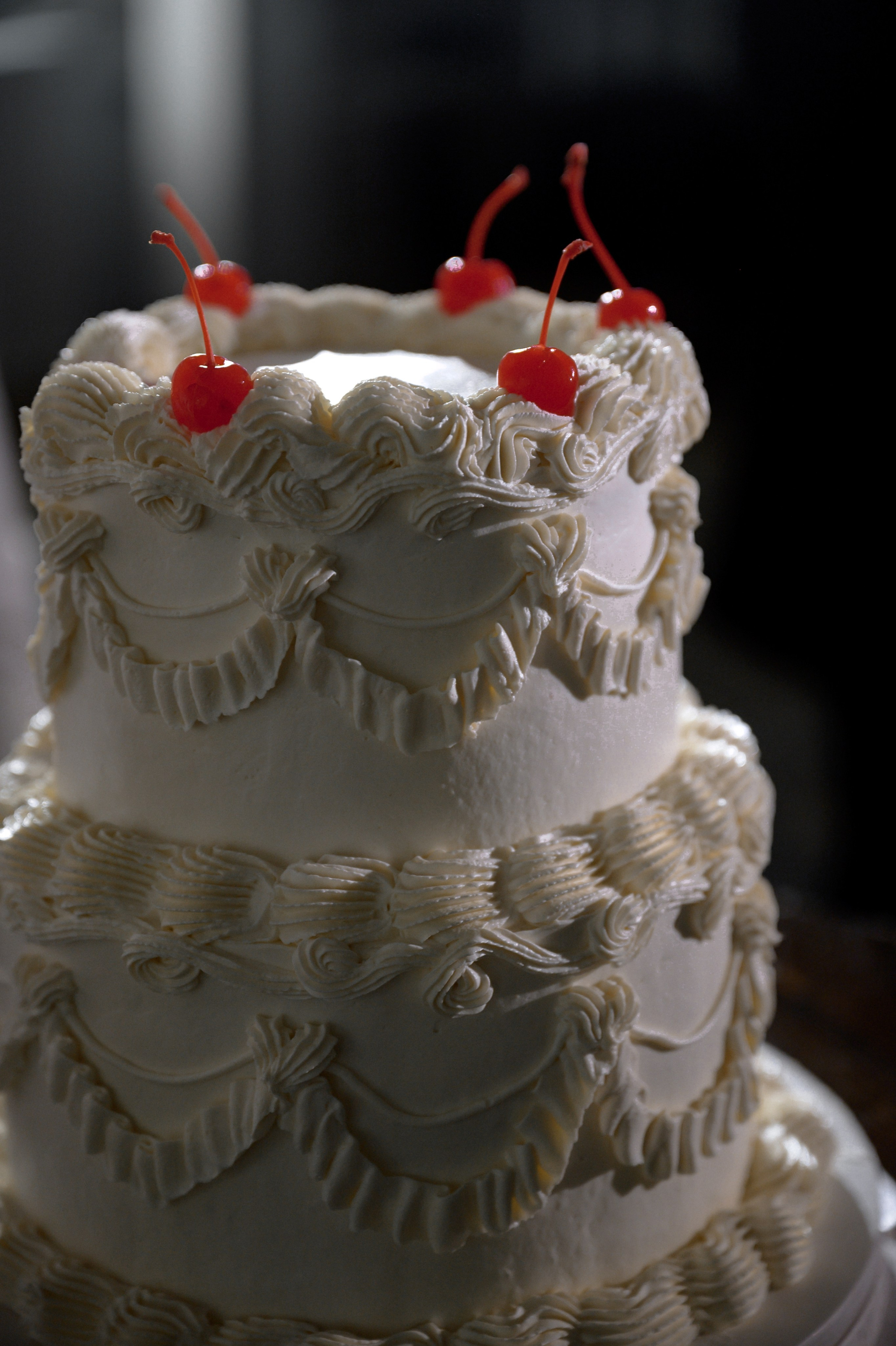 23.08.2024. RETOUCH-HOUSE