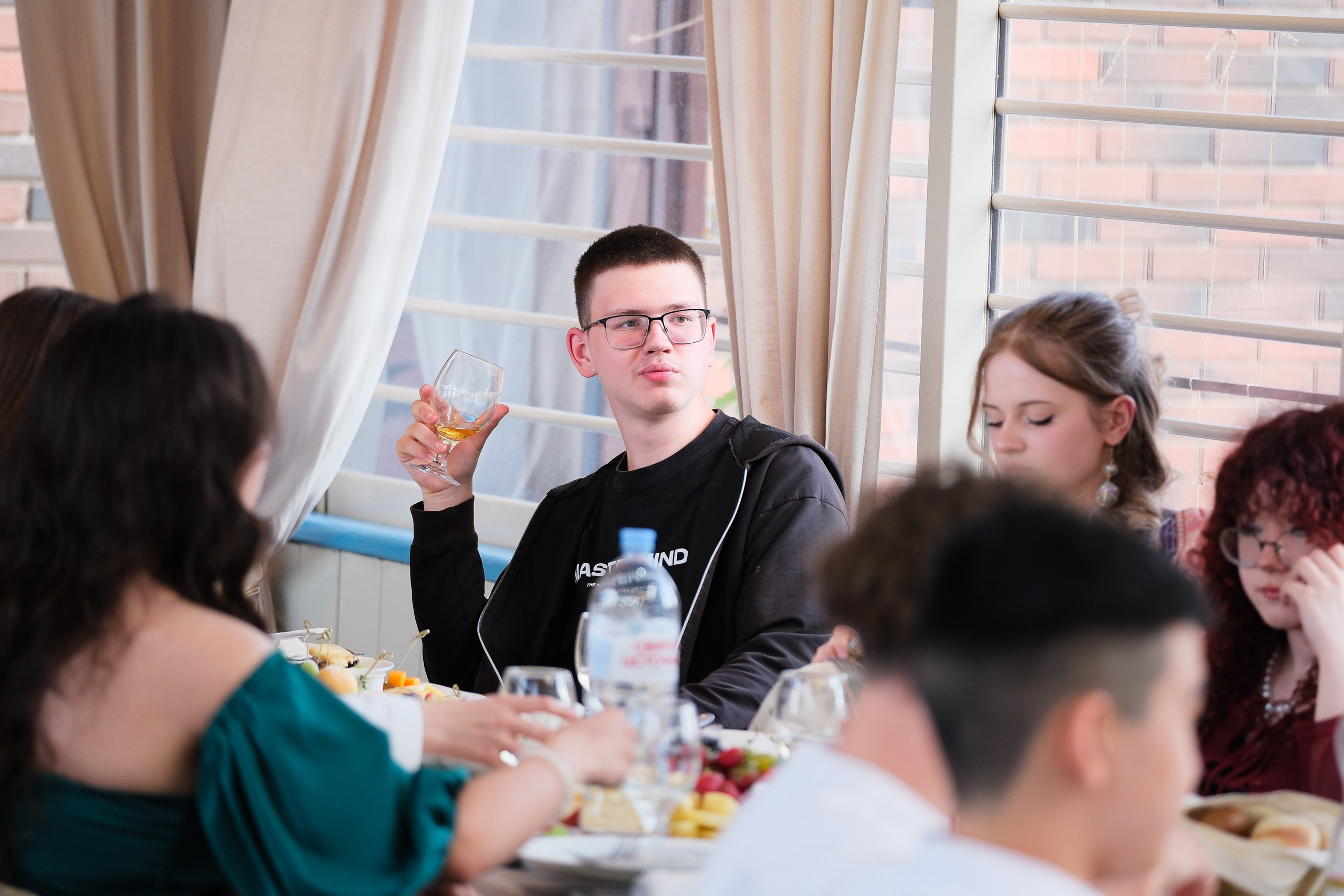 9 Класс Выпускной. Фотограф Анатолий Деникин