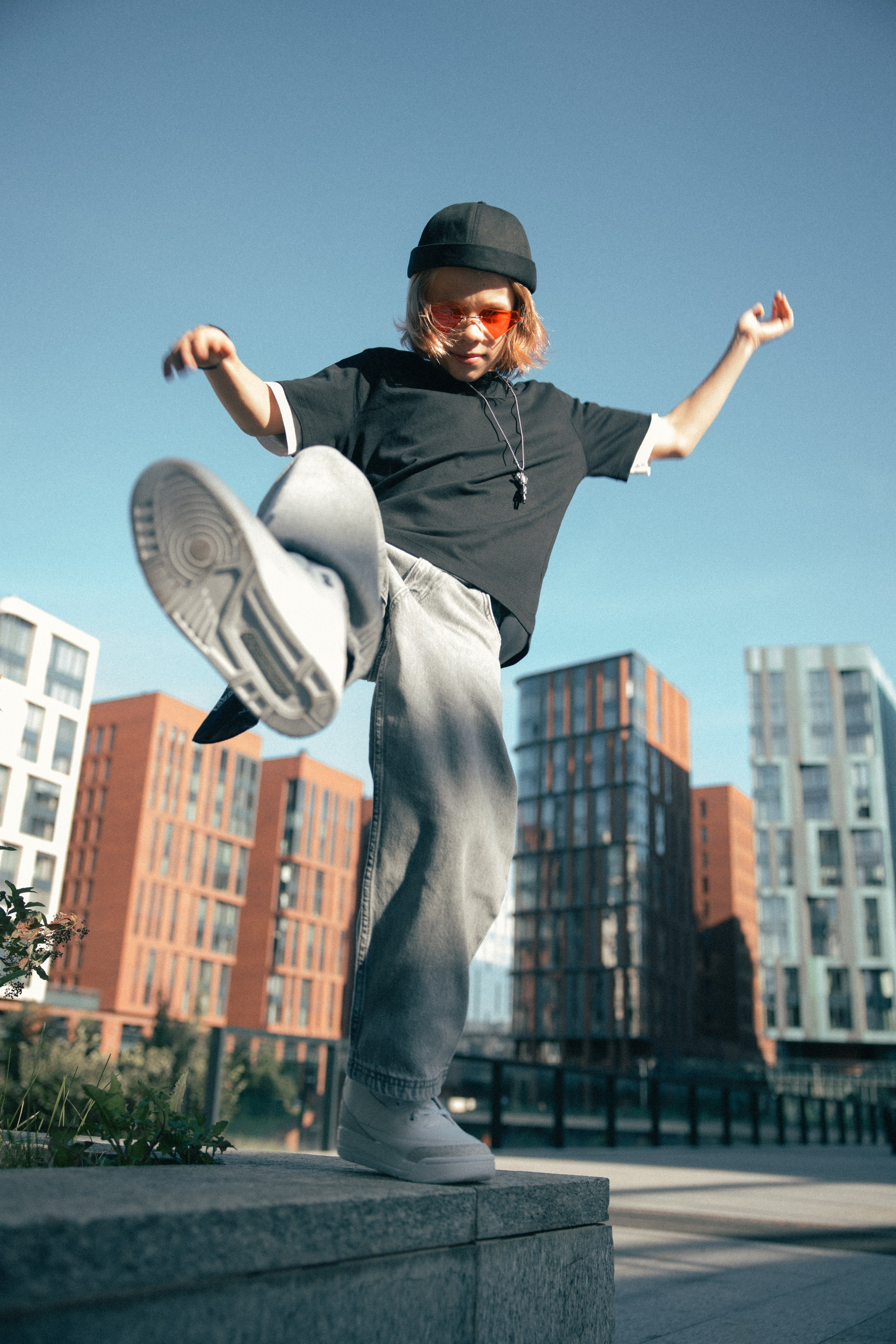 ГЛЕБ. Я фотограф из Москвы к Вашим услугам