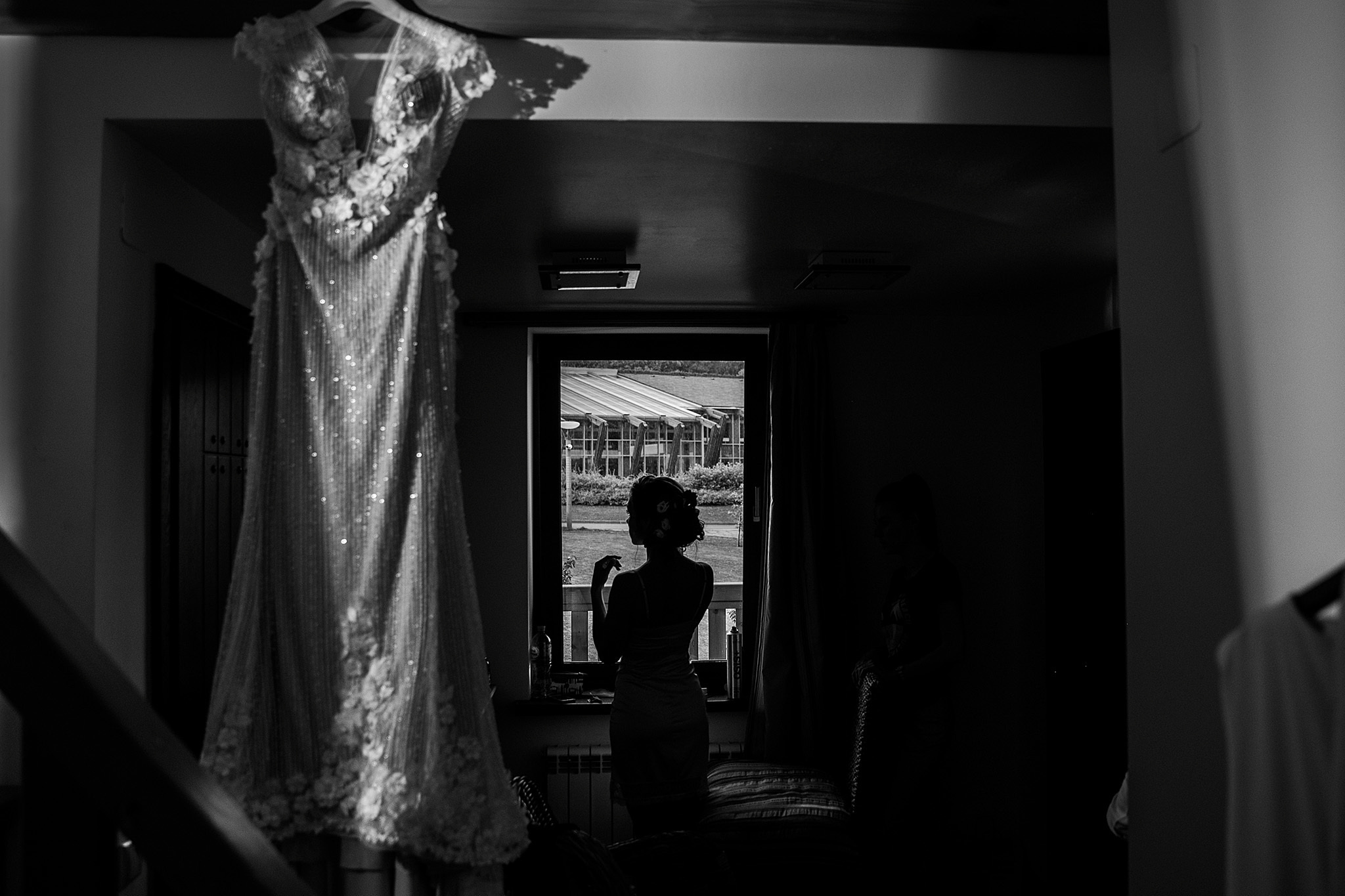 Погода была ужасная, невеста была прекрасная). Фотограф Игорь Цаплин