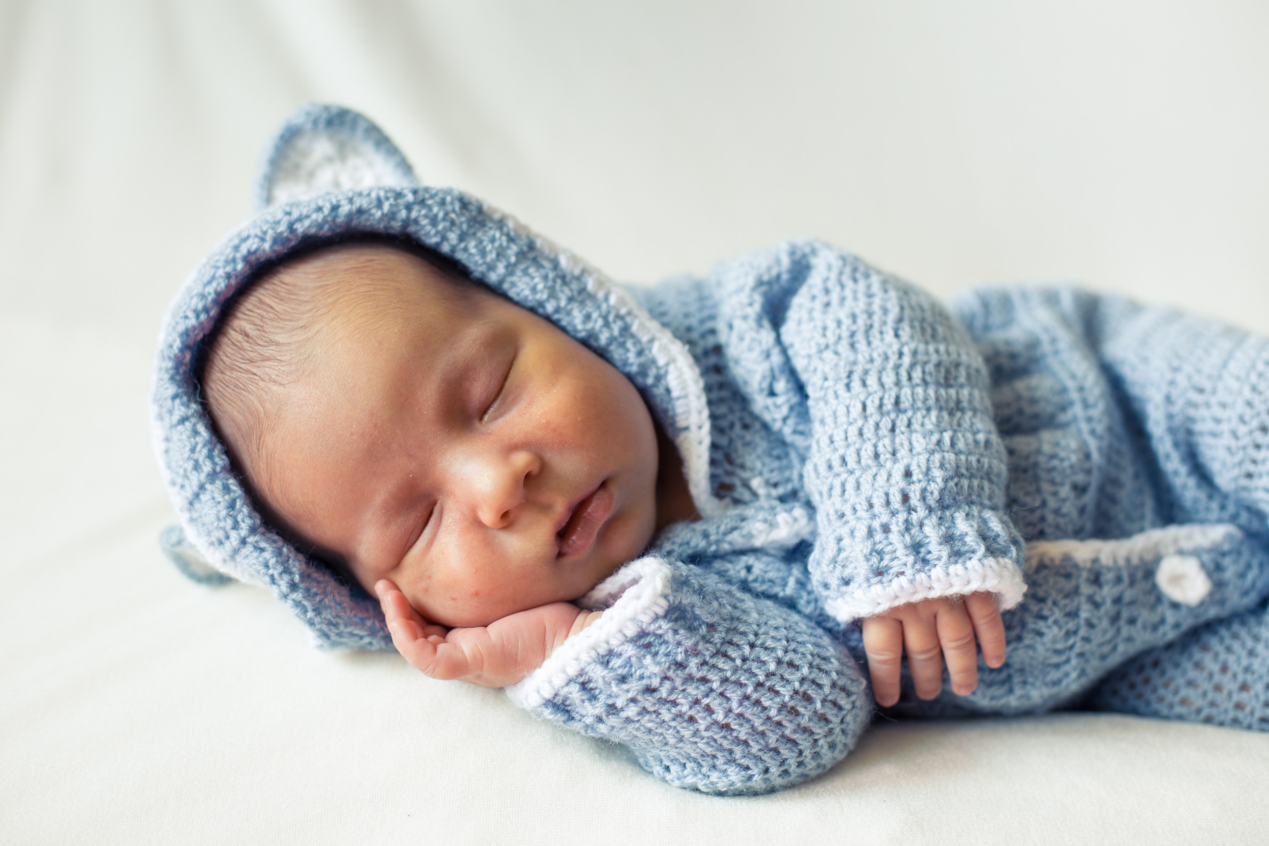 NEWBORN. Family Photographer Ksenia Kos