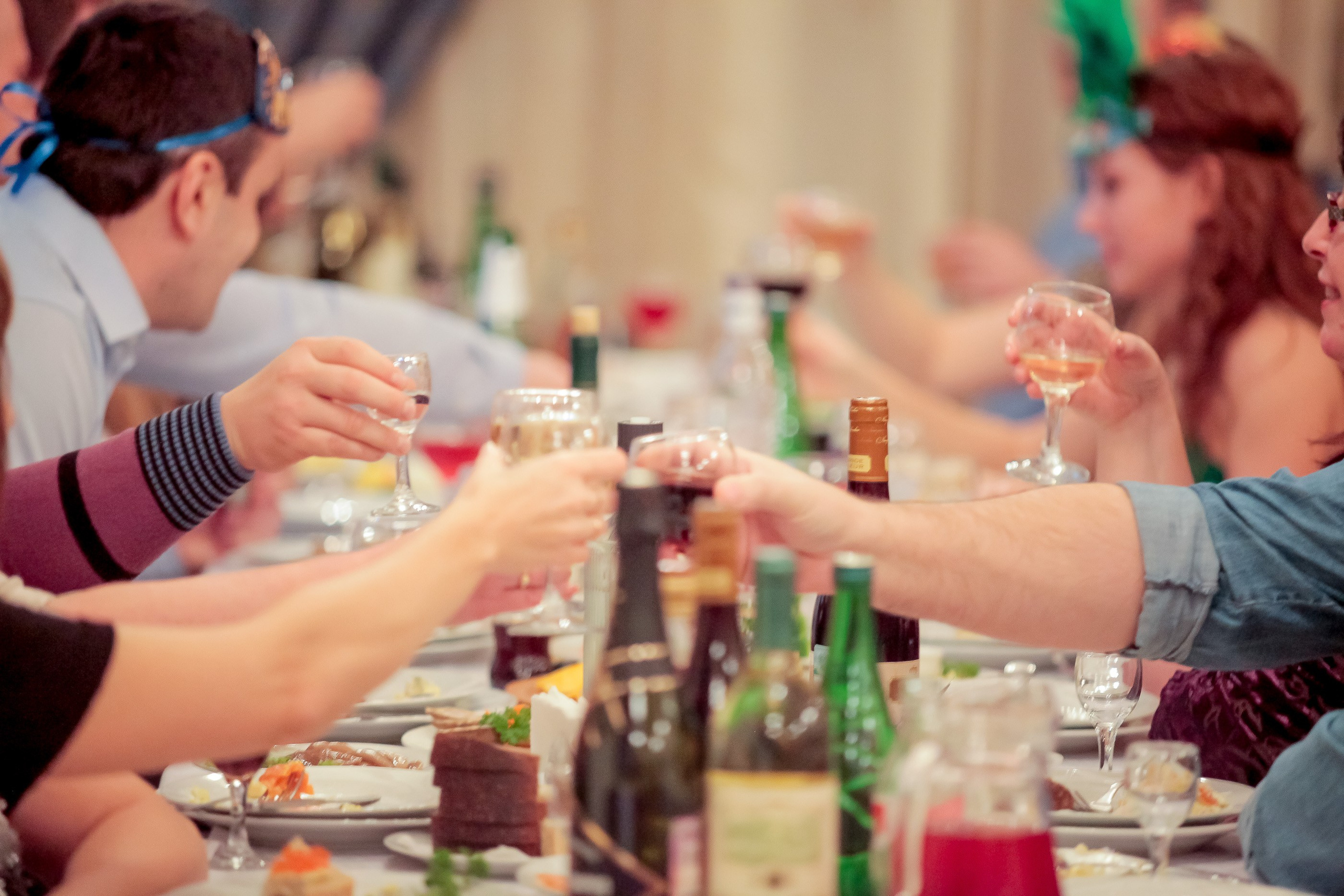 Корпоратив. Max Matvich and Victoria Basova are professionals in their field