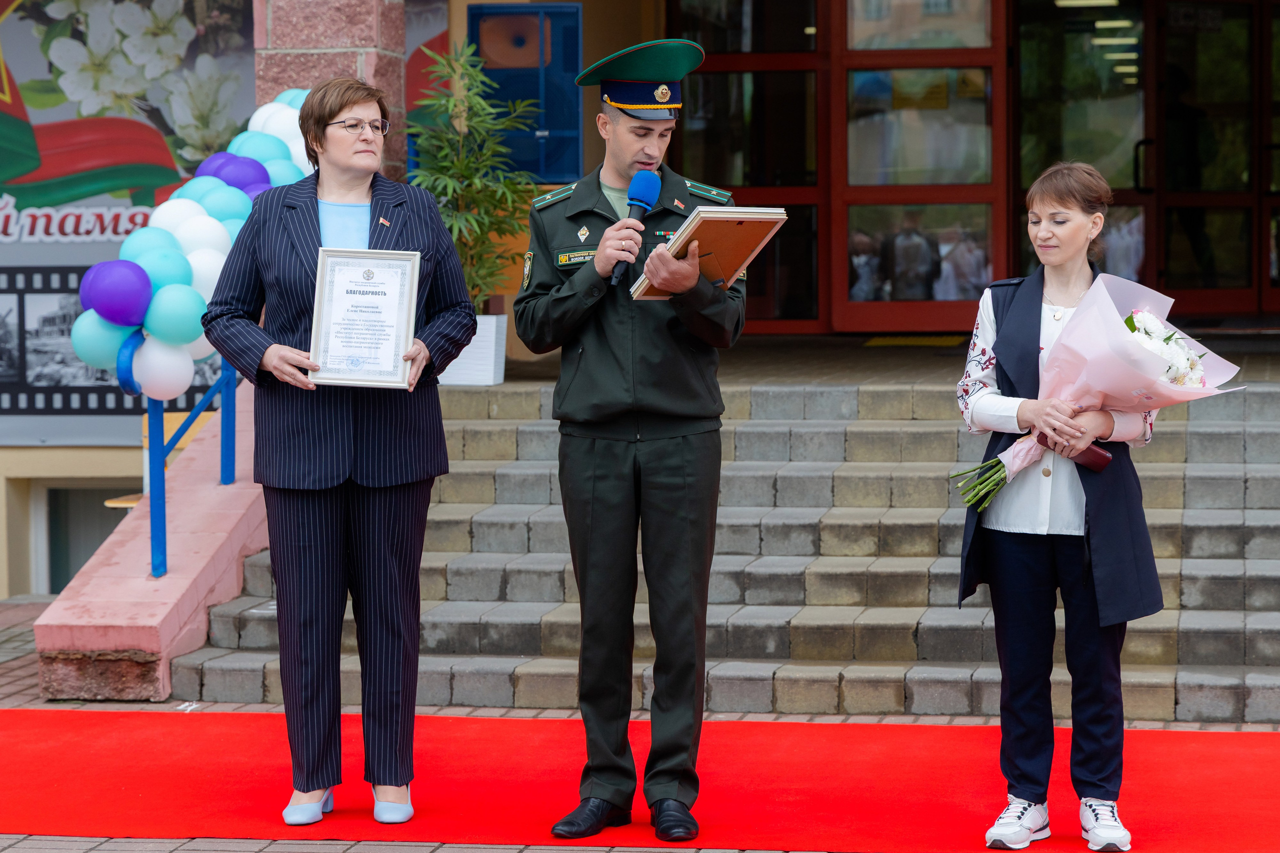 Последний звонок 2025 в Минске. Свадебный фотограф в Минске/Беларуси Сергей Спиридонов