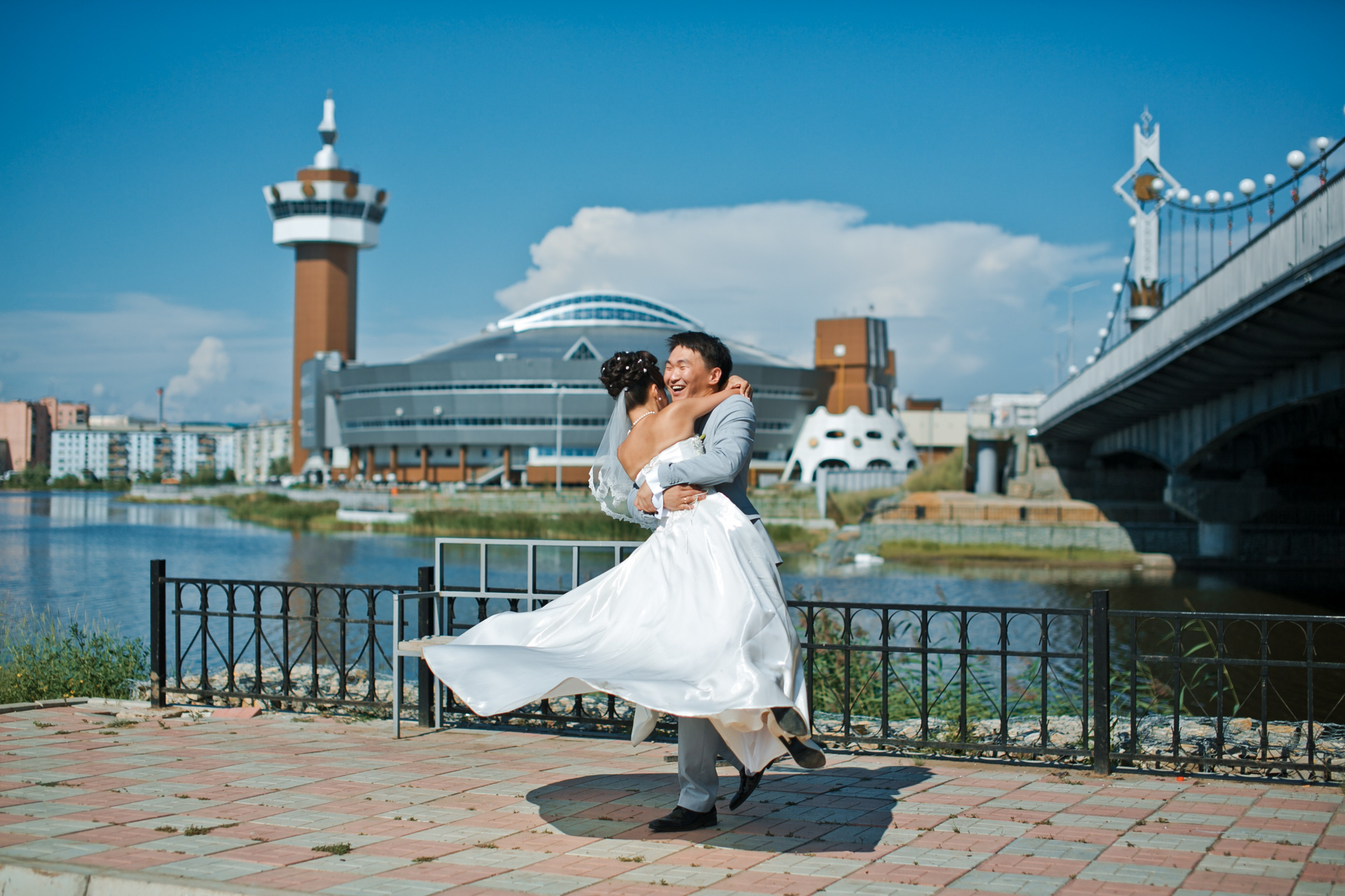 Летнее свадебное фото. Фотограф Надежда Куин, Якутск