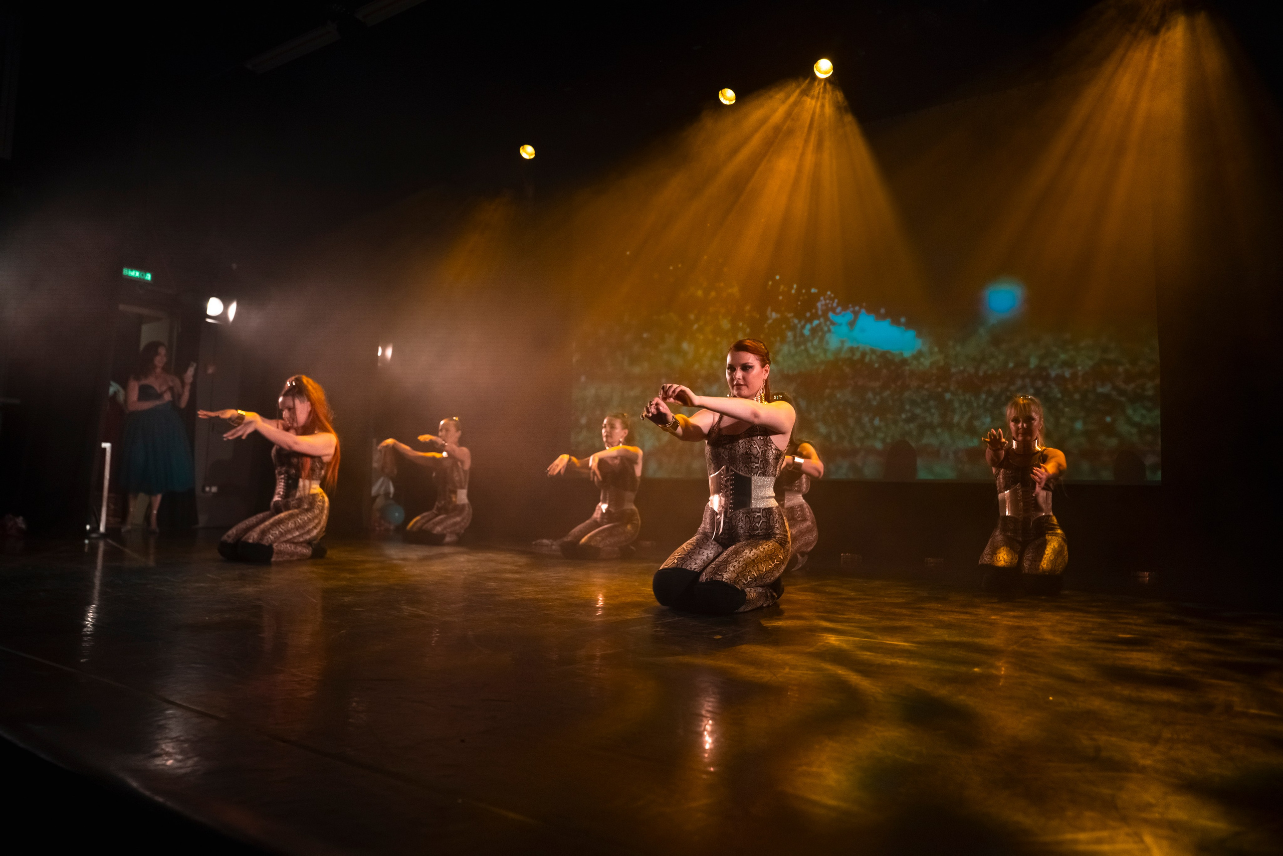 Танцевальное шоу. Свадебный фотограф в Москве Кристина Чехова