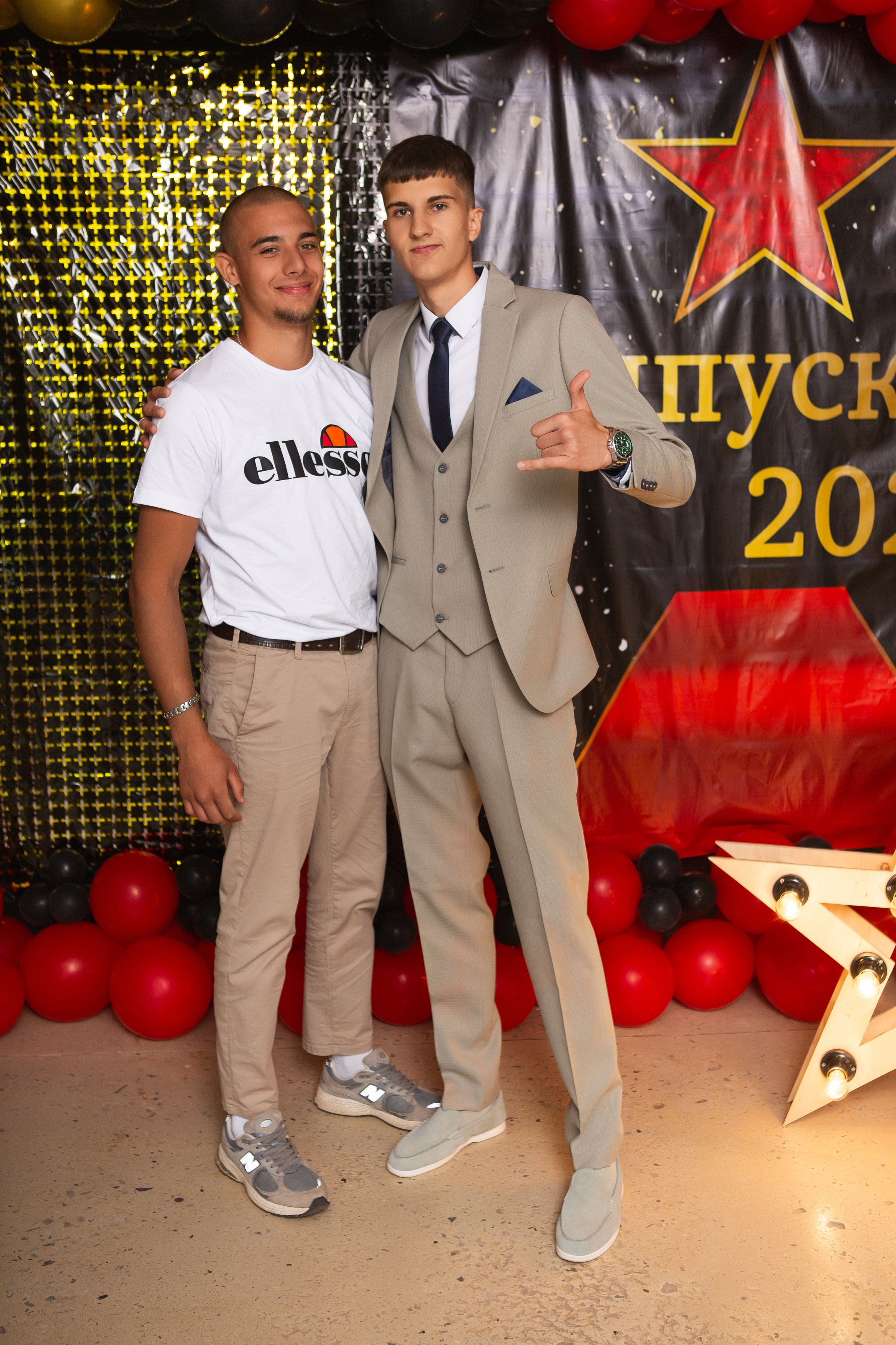 ФОТОСЕССИЯ С РОДИТЕЛЯМИ «ВЫПУСКНОЙ» 2024 г. 9 ШКОЛА г. МЦЕНСК. ТВОЙ АЛЬБОМ / ТВОИ ПРАВИЛА