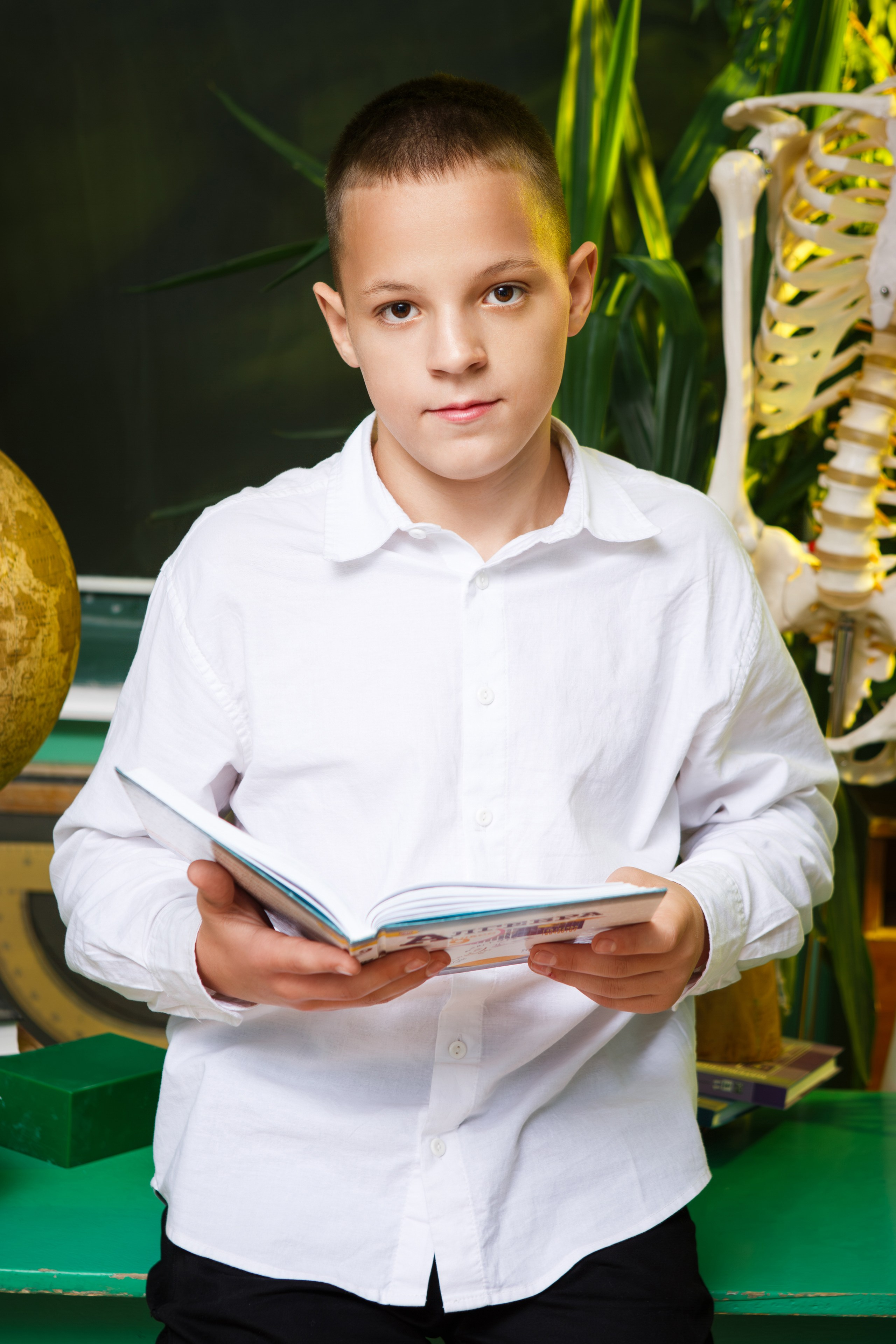 ПОРТРЕТНАЯ ФОТОСЕССИЯ В КЛАССЕ ДЛЯ 9 КЛАССОВ. ТВОЙ АЛЬБОМ / ТВОИ ПРАВИЛА