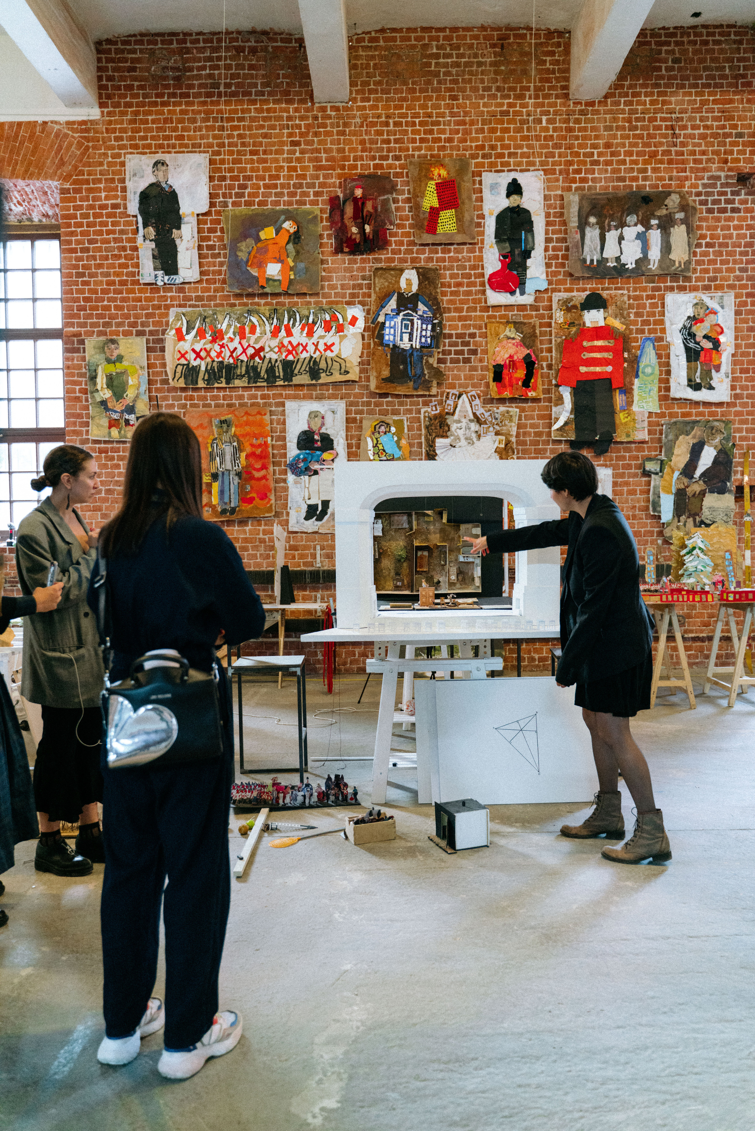 Выставка мастерской Каменьковича-Крымова. Фотограф репортаж портреты