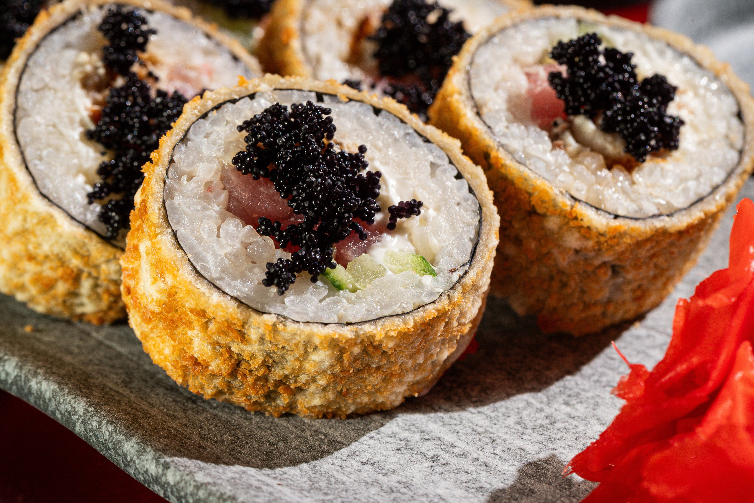 Фуд-фотография ролла для меню