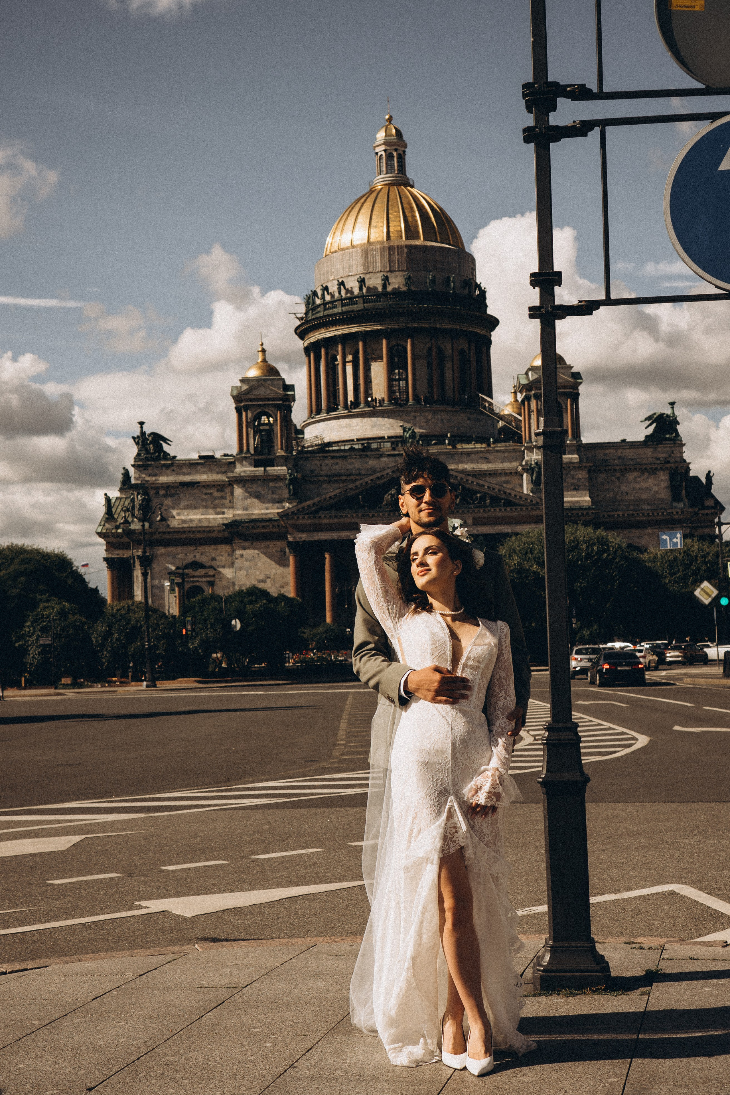 СВАДЕБНАЯ ПРОГУЛКА ВОЗЕ ИСАИКЕВСКОГО СОБОРА АСТОРИИ И ЗАКОНОДАЛЕТНОГО СОБРАНИЯ. Профессиональный фотограф, Санкт-Петербург — Виктория Богомолова