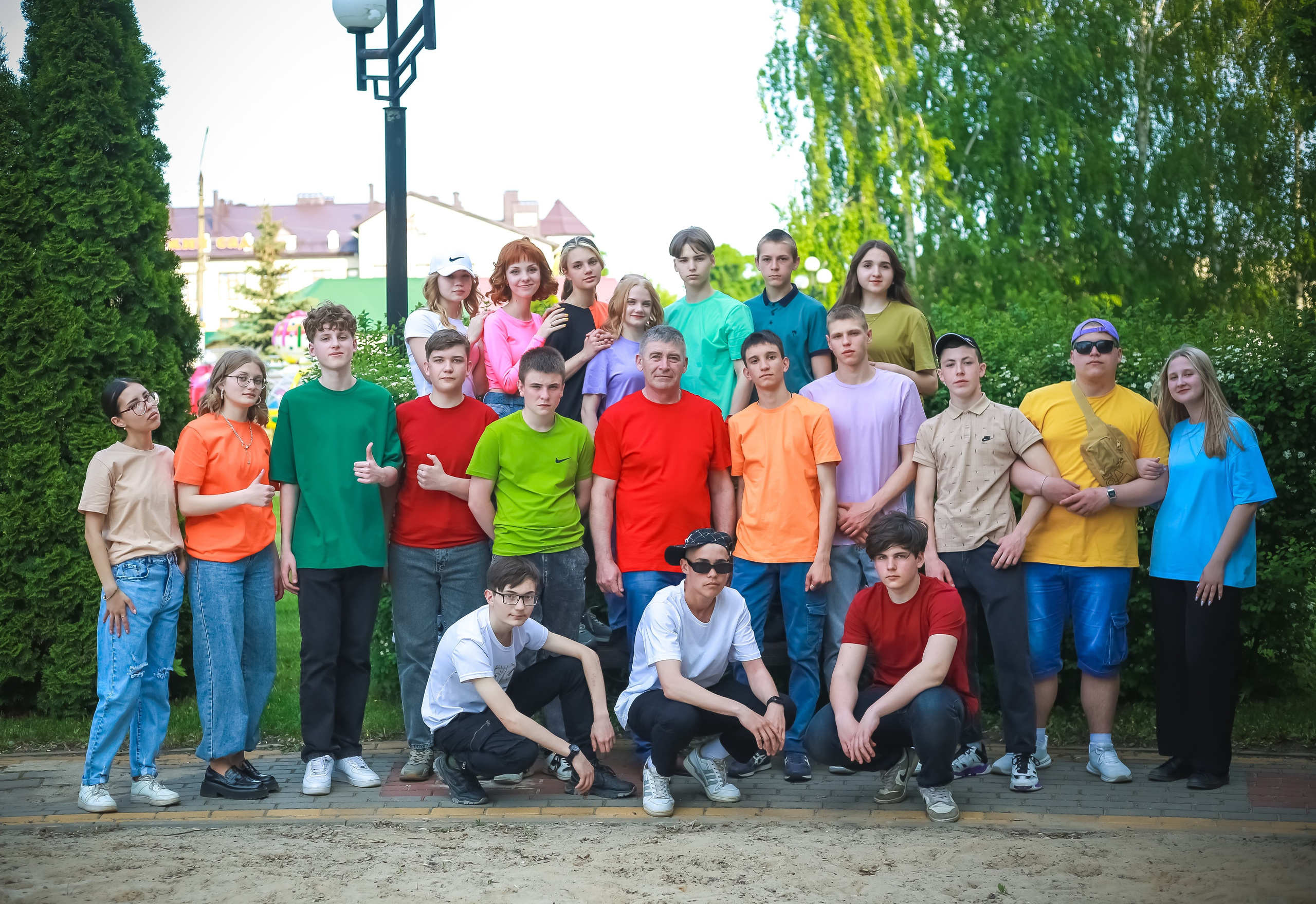 Яркие футболки — В.Хава. Выпускные альбомы Воронеж от Веры Соколовой