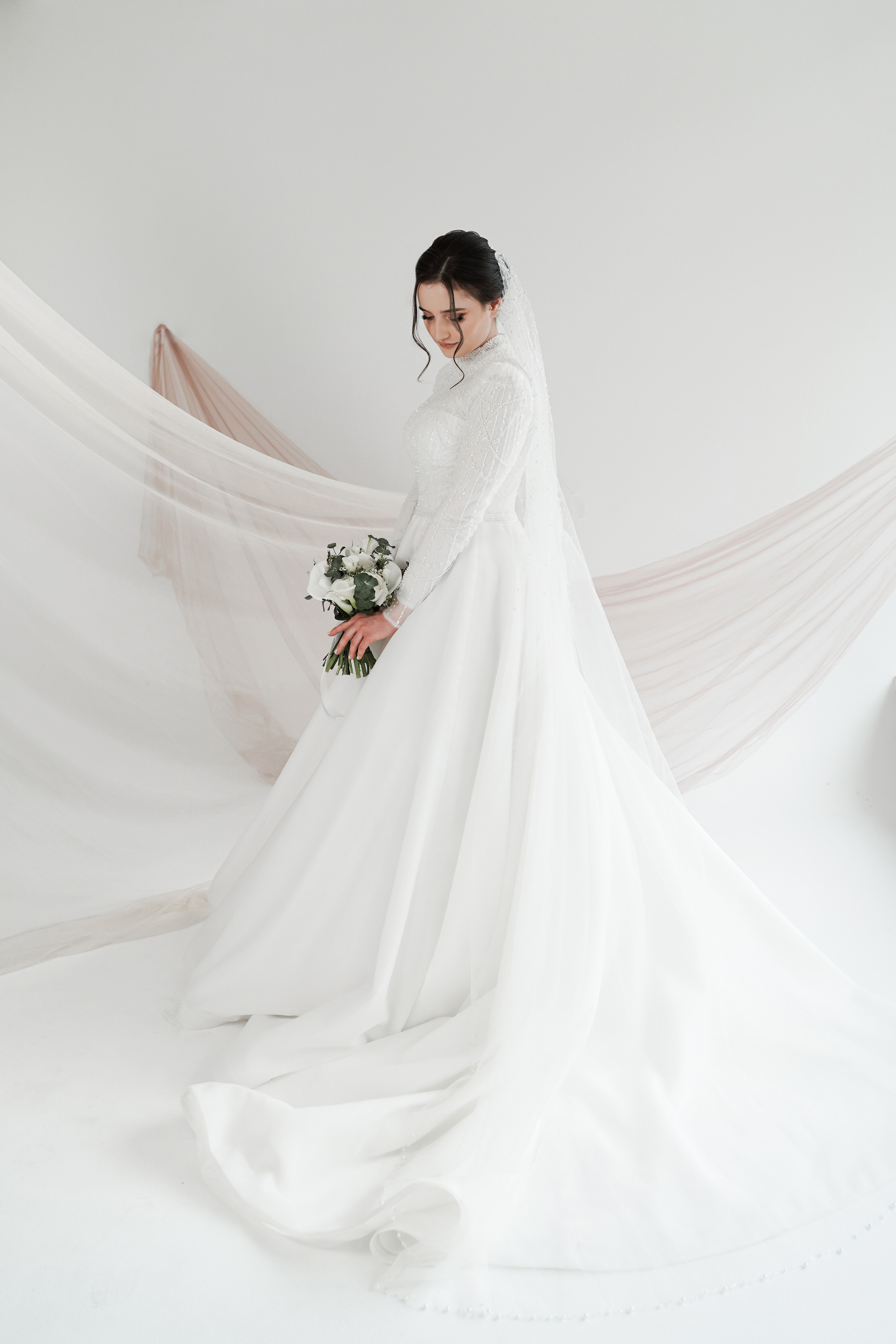 ШУМ. Амина Абасова — индивидуальный фотограф в Махачкале, Дагестан