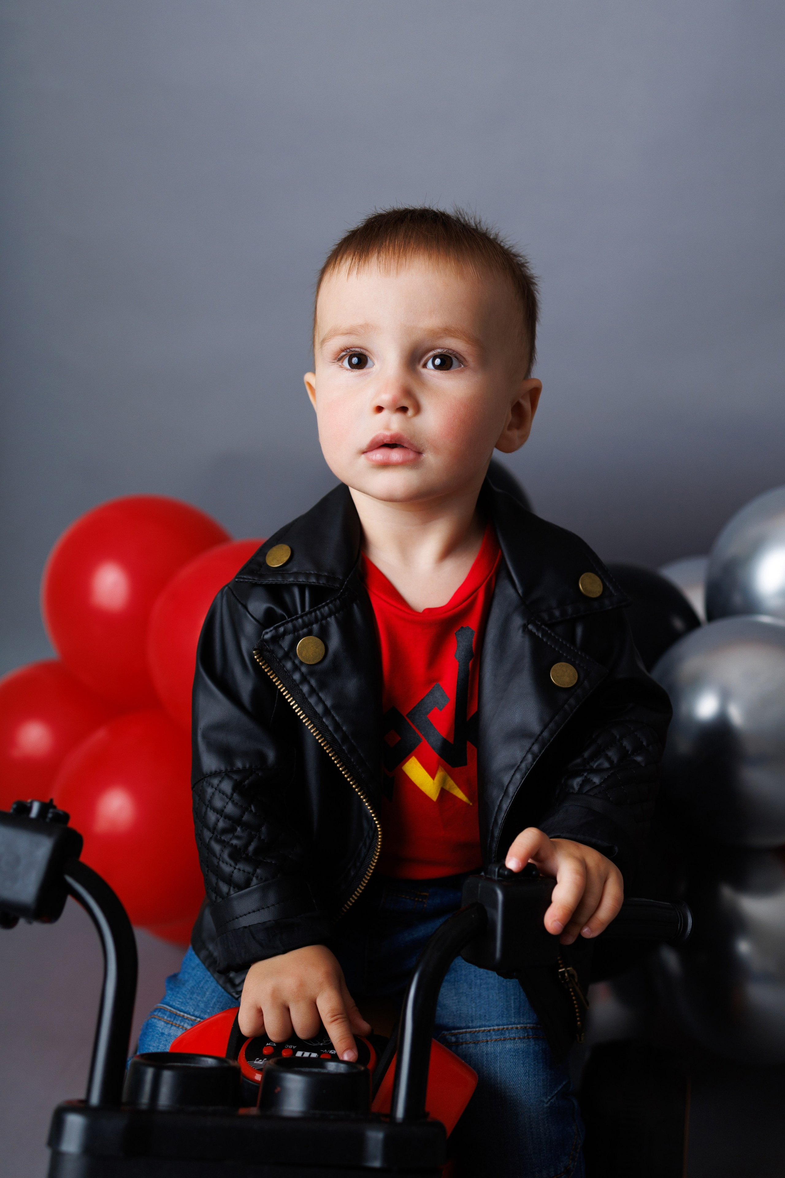 Тимофею 2 года. Фотограф новорожденный малышей Новосибирск