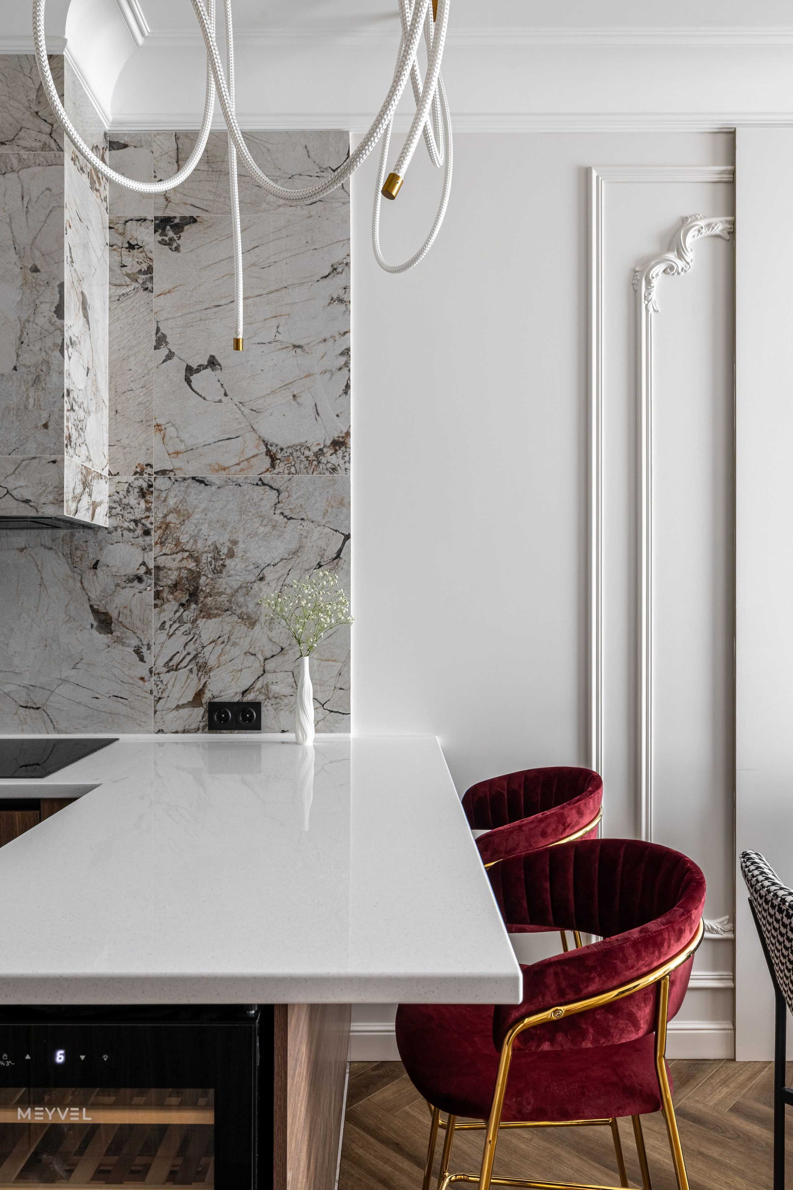 Неоклассика с винными акцентами. ЖК «Will Towers». Veselinskiy| Интерьерный фотограф | Москва