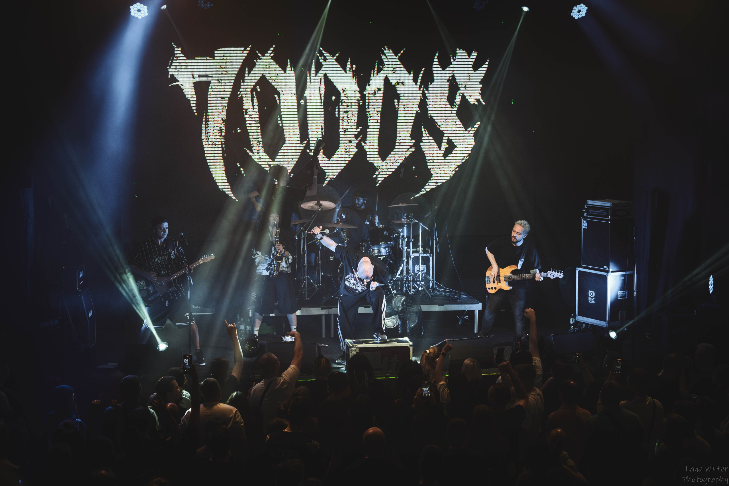 7000$ (29 июня 2025 года, Москва, клуб Урбан). Фотограф Светлана Блинова, Москва и Московская область