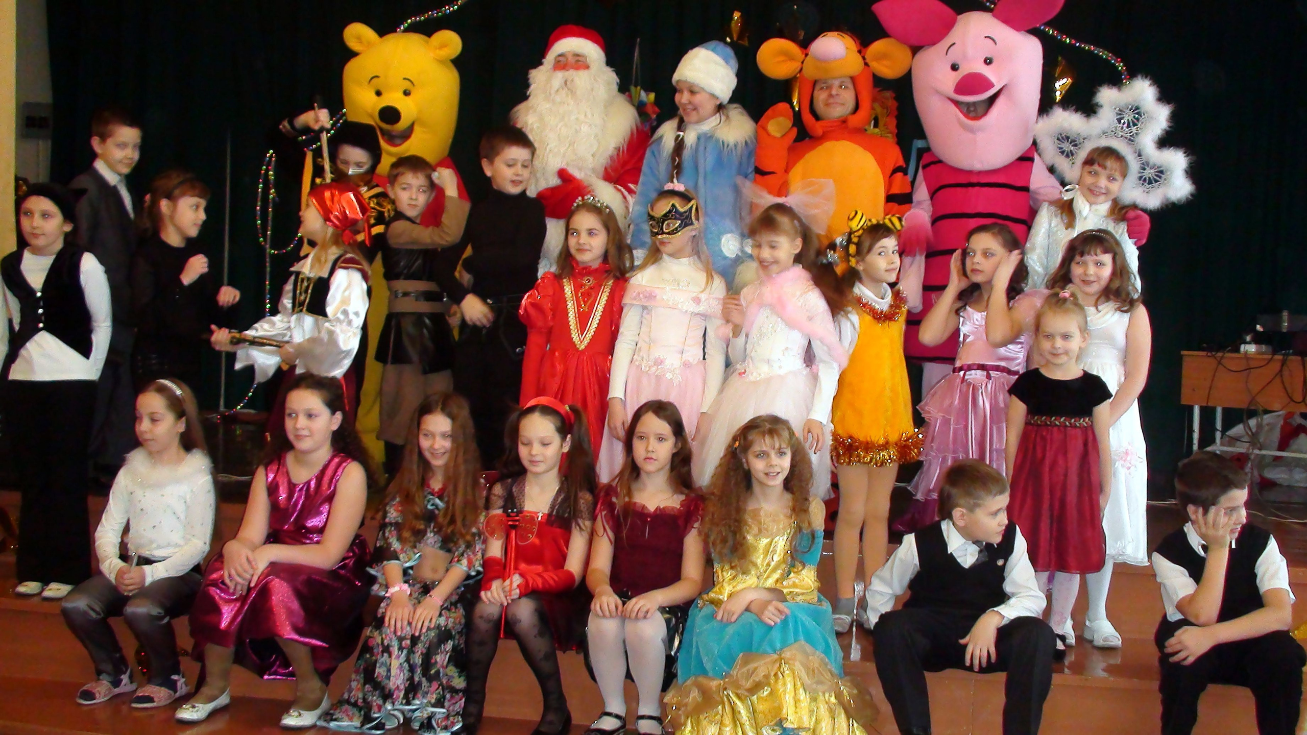 28.12.2009 Школьная Елка. Семейный, Свадебный фотограф СПБ Питер— Романова Екатерина