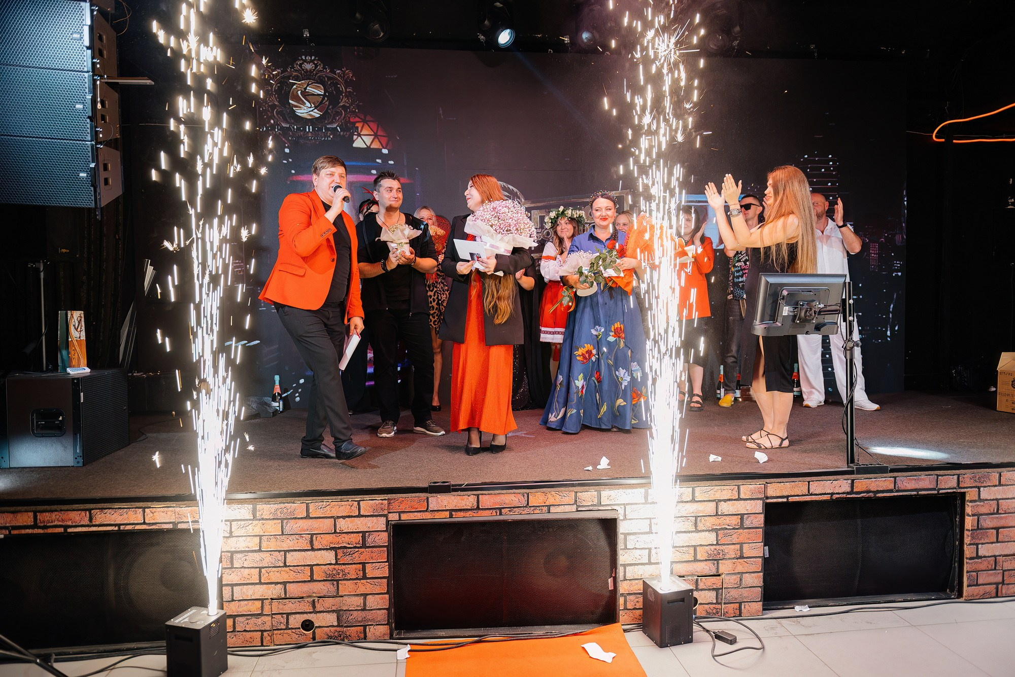 Караоке-проект «Голос большого города». Свадебный и репортажный фотограф Никита Сницарев в Барнауле