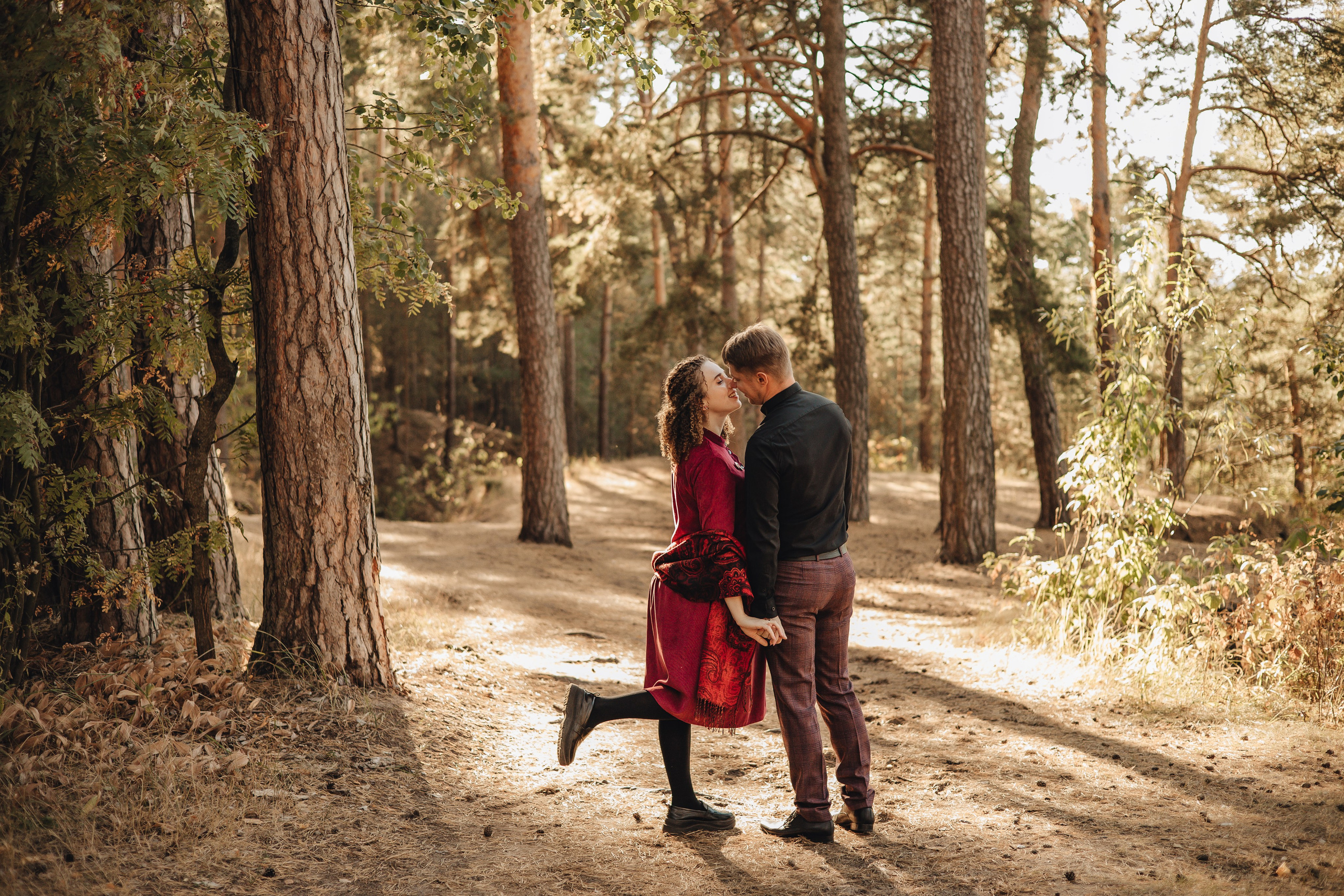 Саша и Вика. Лес. Свадебный и семейный фотограф Пушкин Царское Село СПБ Питер Санкт-Петербург и Рязань Ольга Козлова