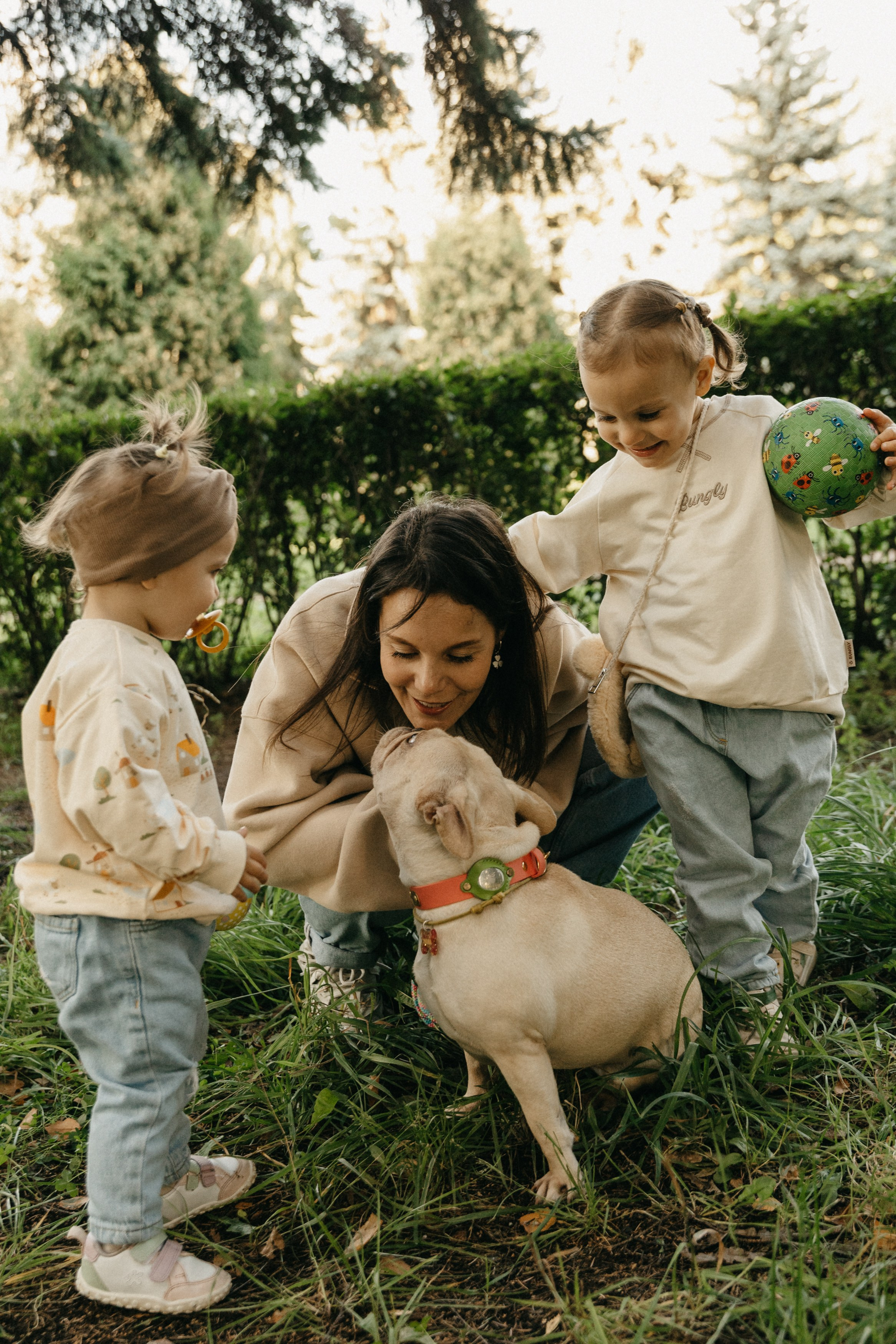 Таня, Миша, Зоя, Нина. Главная