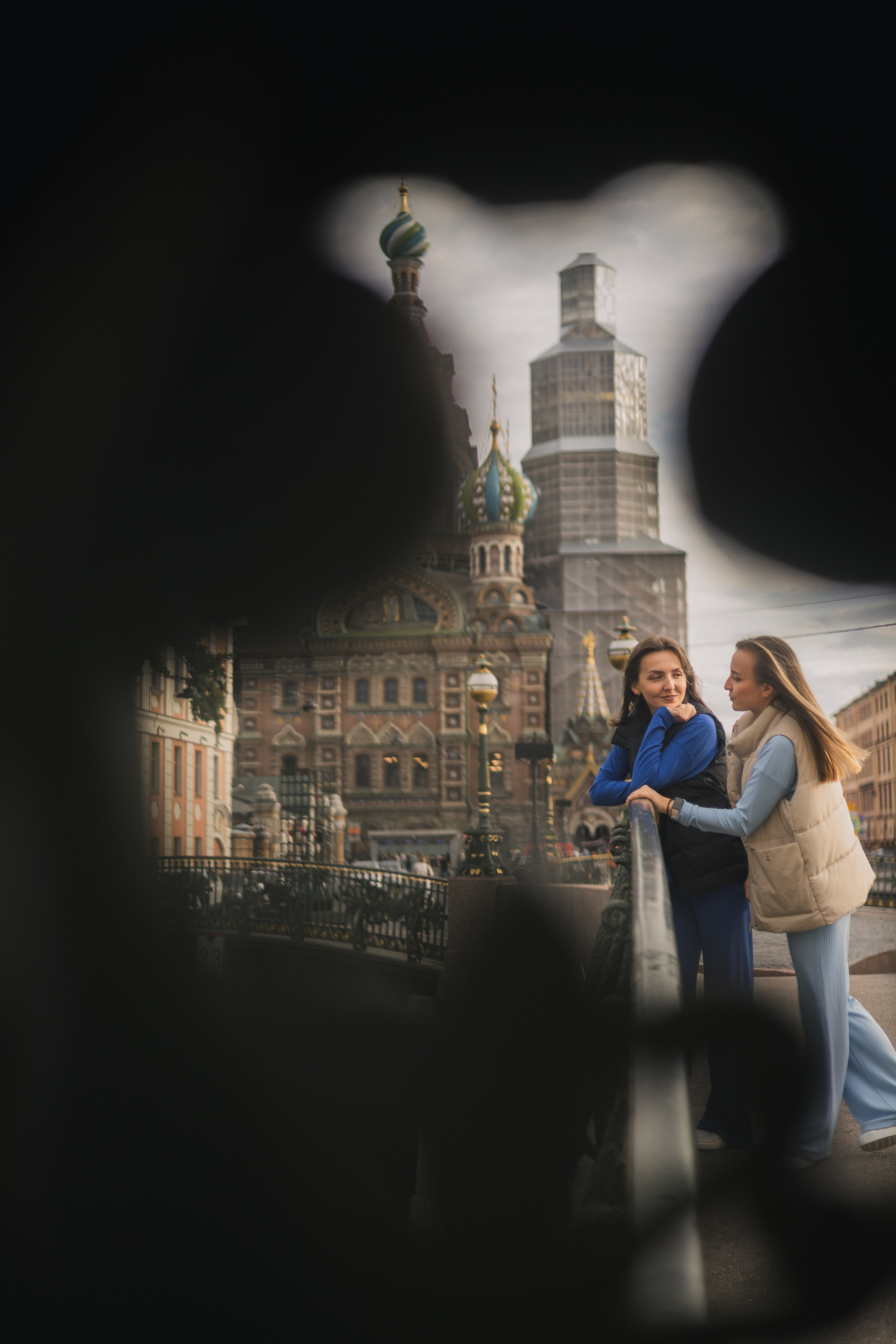 Сестры. Портретный фотограф СПб, женский фотограф, минимализм и эстетика