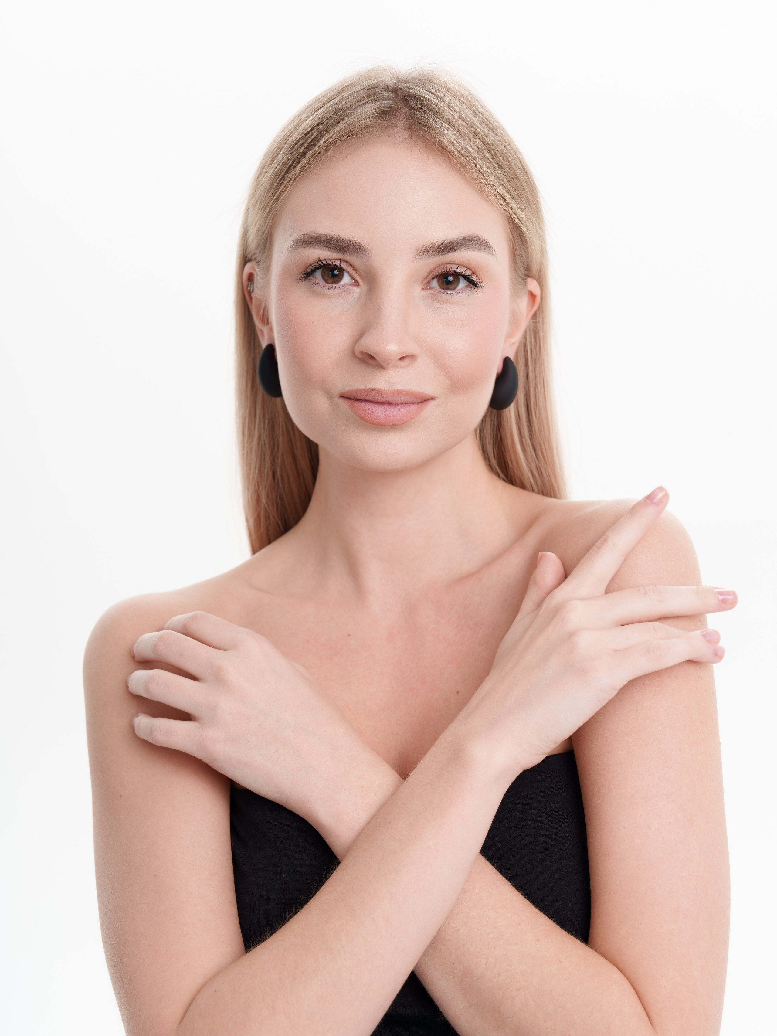 Съемка сережек для WB и OZON. Портретный и Контент фотограф Григорий Семенов (Grifon) в Ижевске