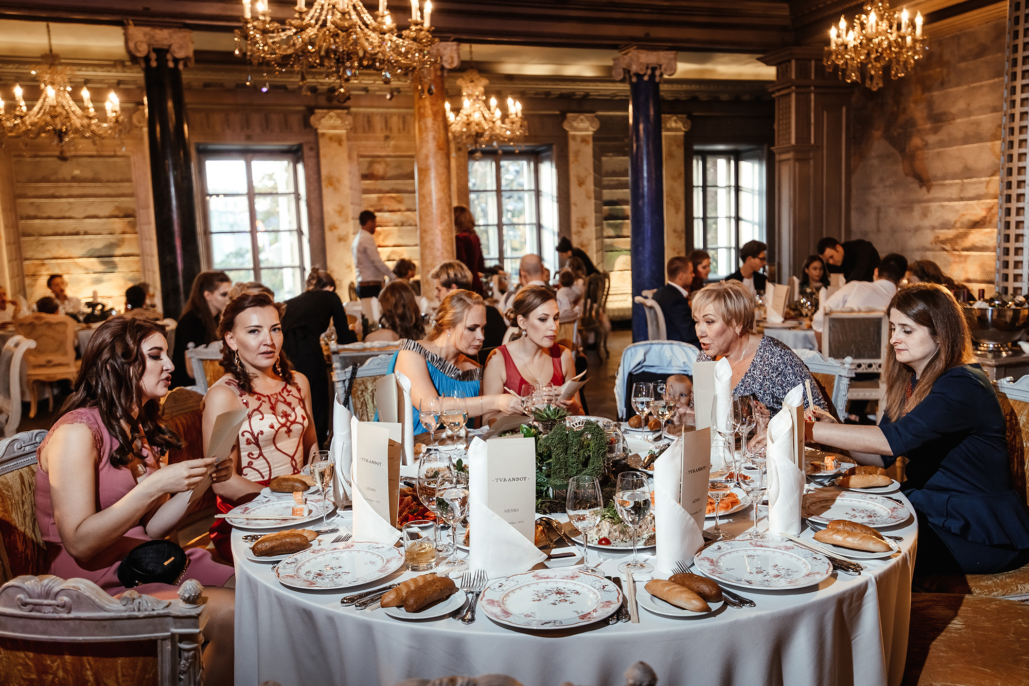 ALEX & ILONA. Свадебный фотограф Евгений Захарычев — Москва, Смоленск, Калуга, Брянск | Профессиональная съемка
