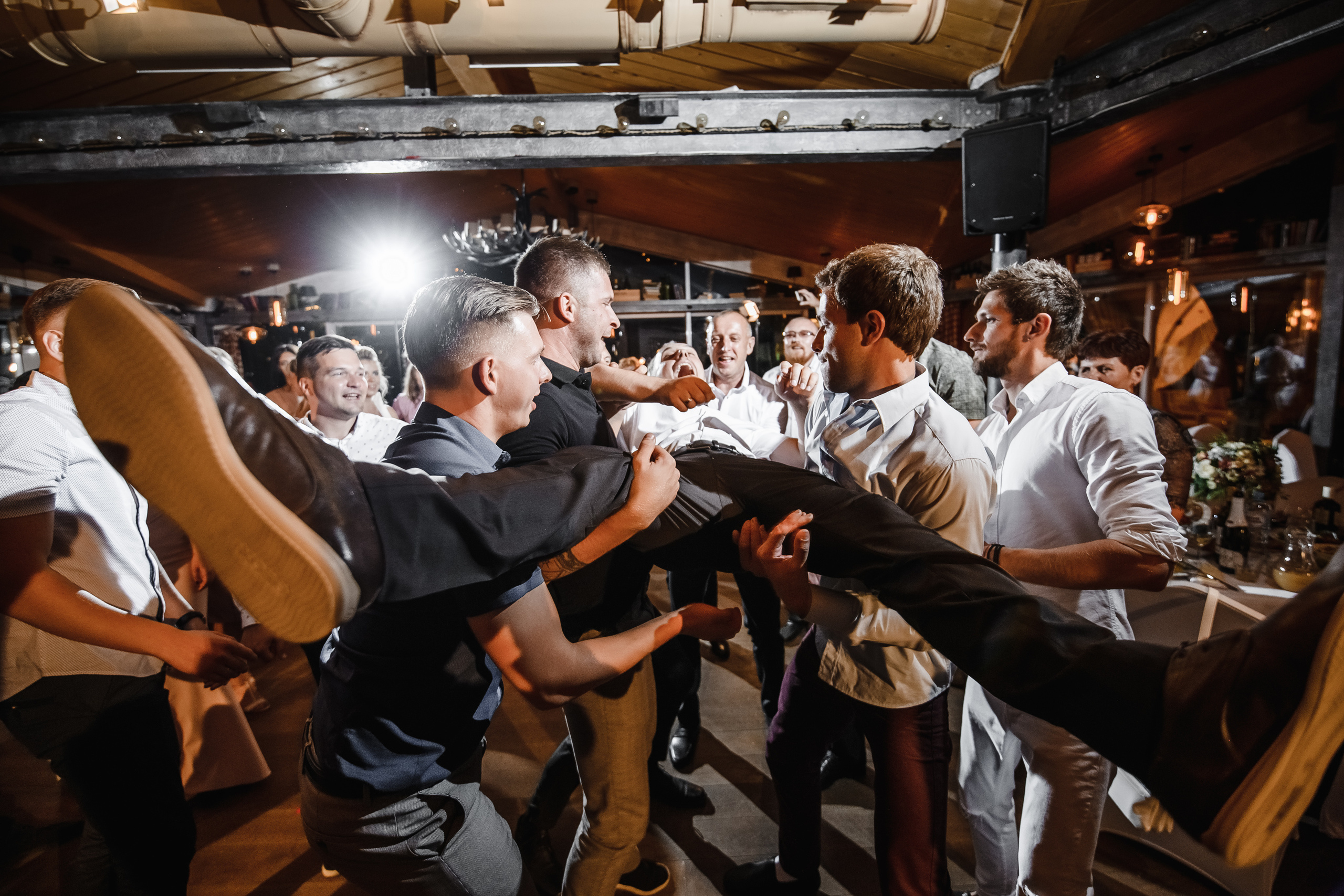 Mironov's. Свадебный фотограф Евгений Захарычев — Москва, Смоленск, Калуга, Брянск | Профессиональная съемка