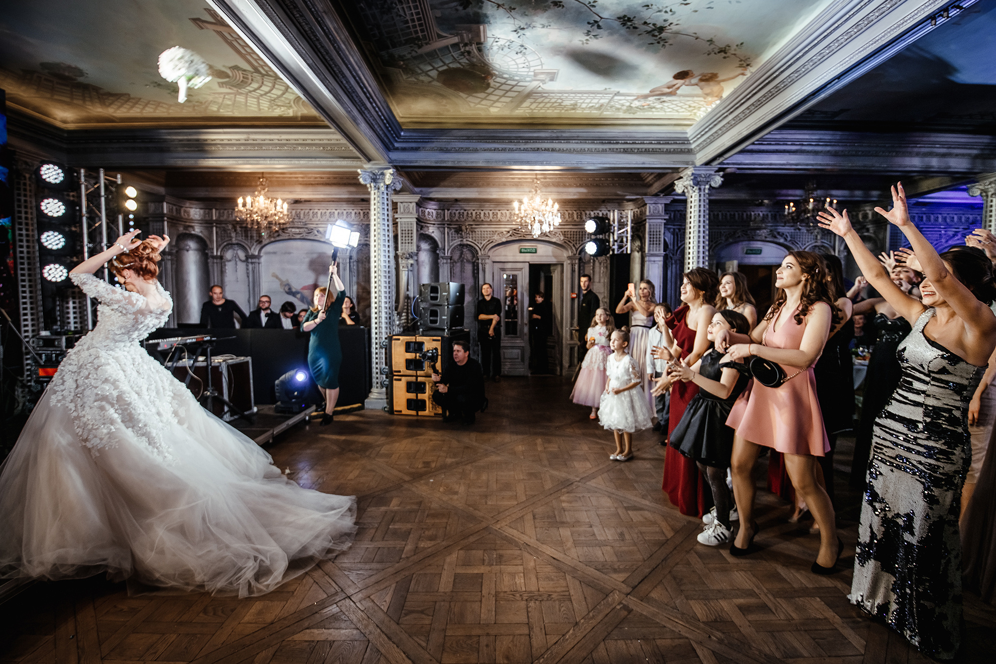 ALEX & ILONA. Свадебный фотограф Евгений Захарычев — Москва, Смоленск, Калуга, Брянск | Профессиональная съемка