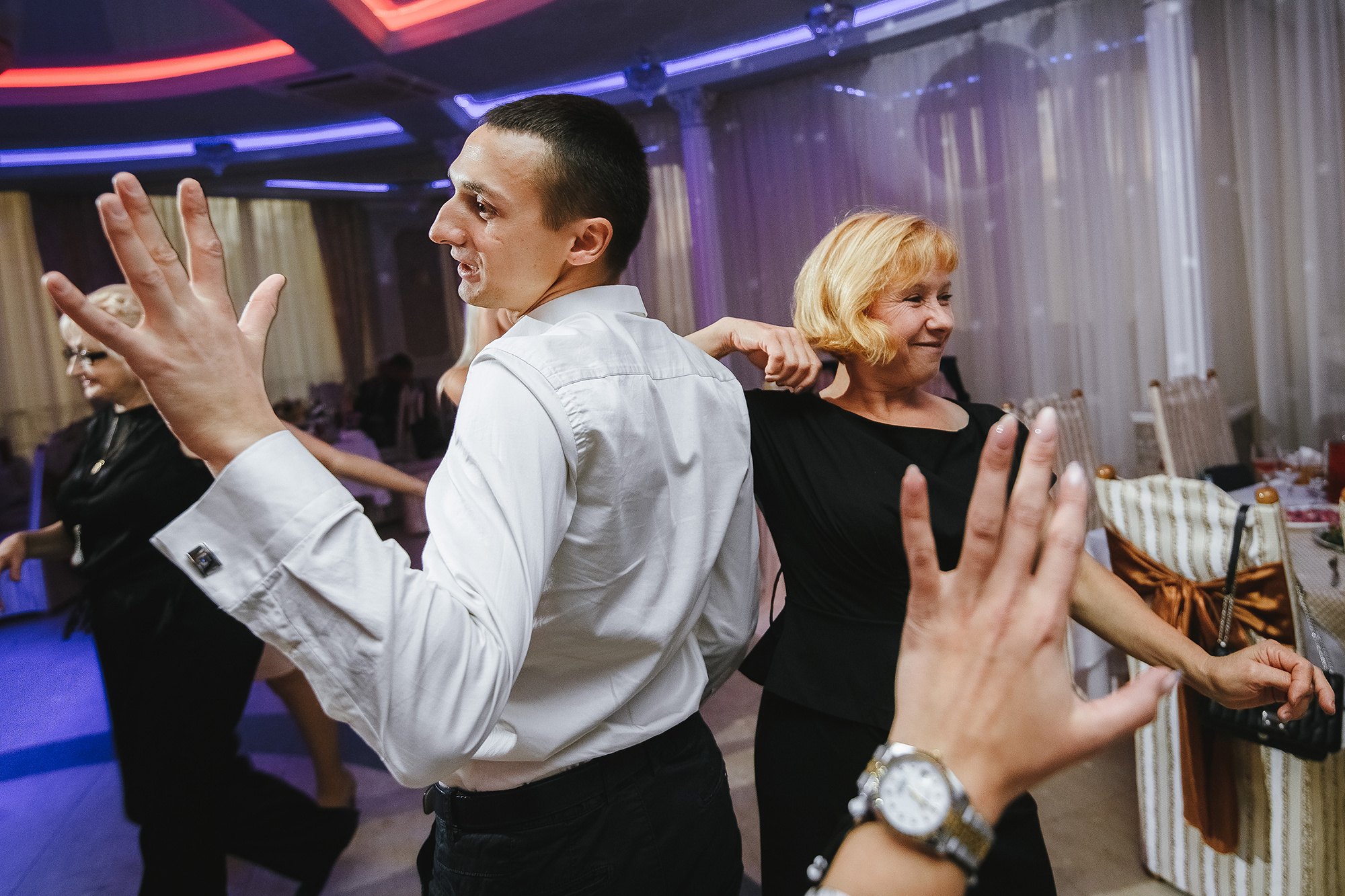 MAX & LINA. Professional wedding photographer Evgeniy Zakharychev