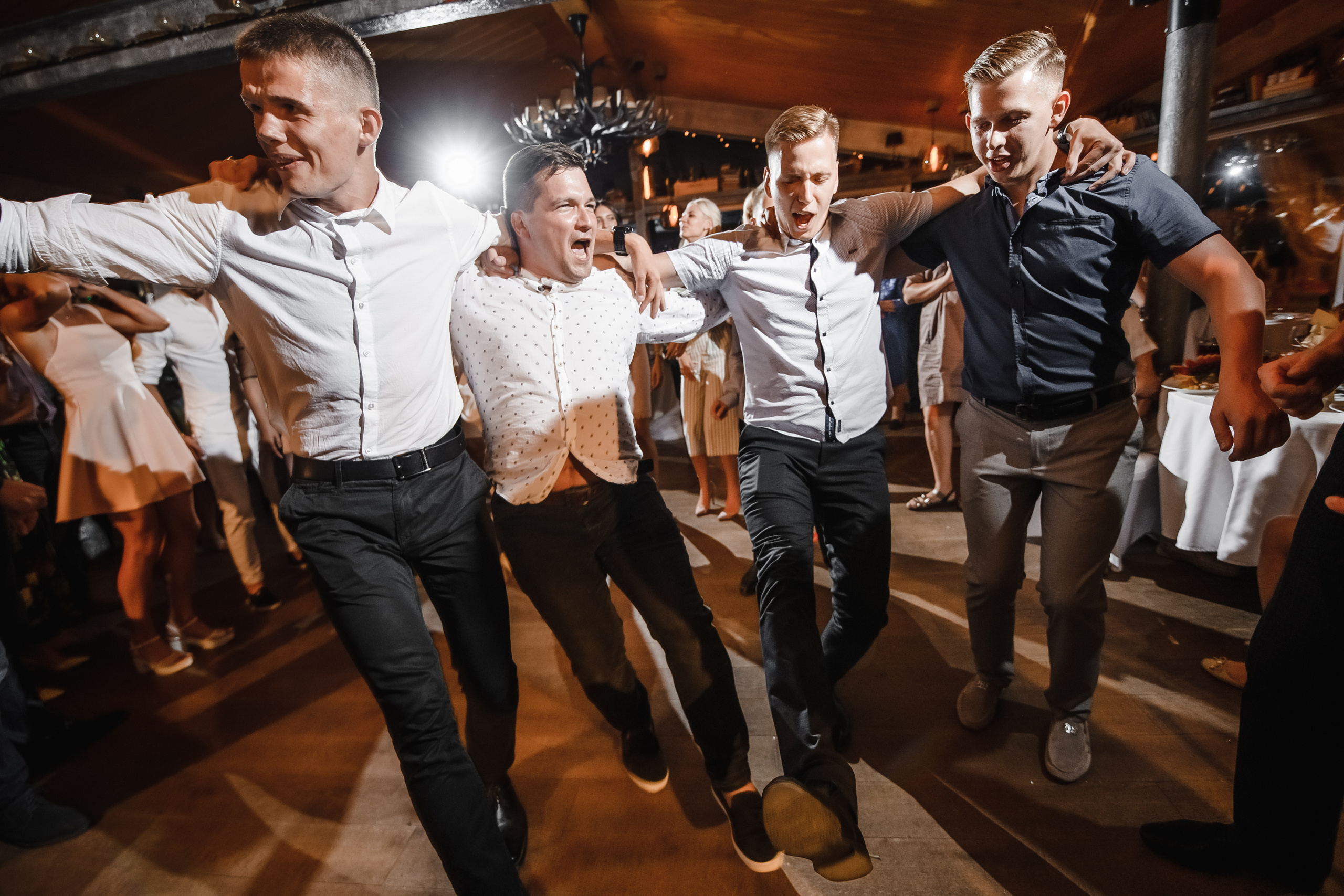 Mironov's. Свадебный фотограф Евгений Захарычев — Москва, Смоленск, Калуга, Брянск | Профессиональная съемка